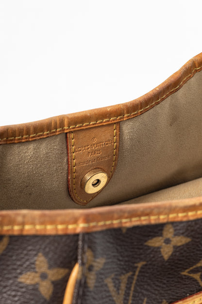 Louis Vuitton Galliera PM Monogram Canvas & Leather-Trim Hobo