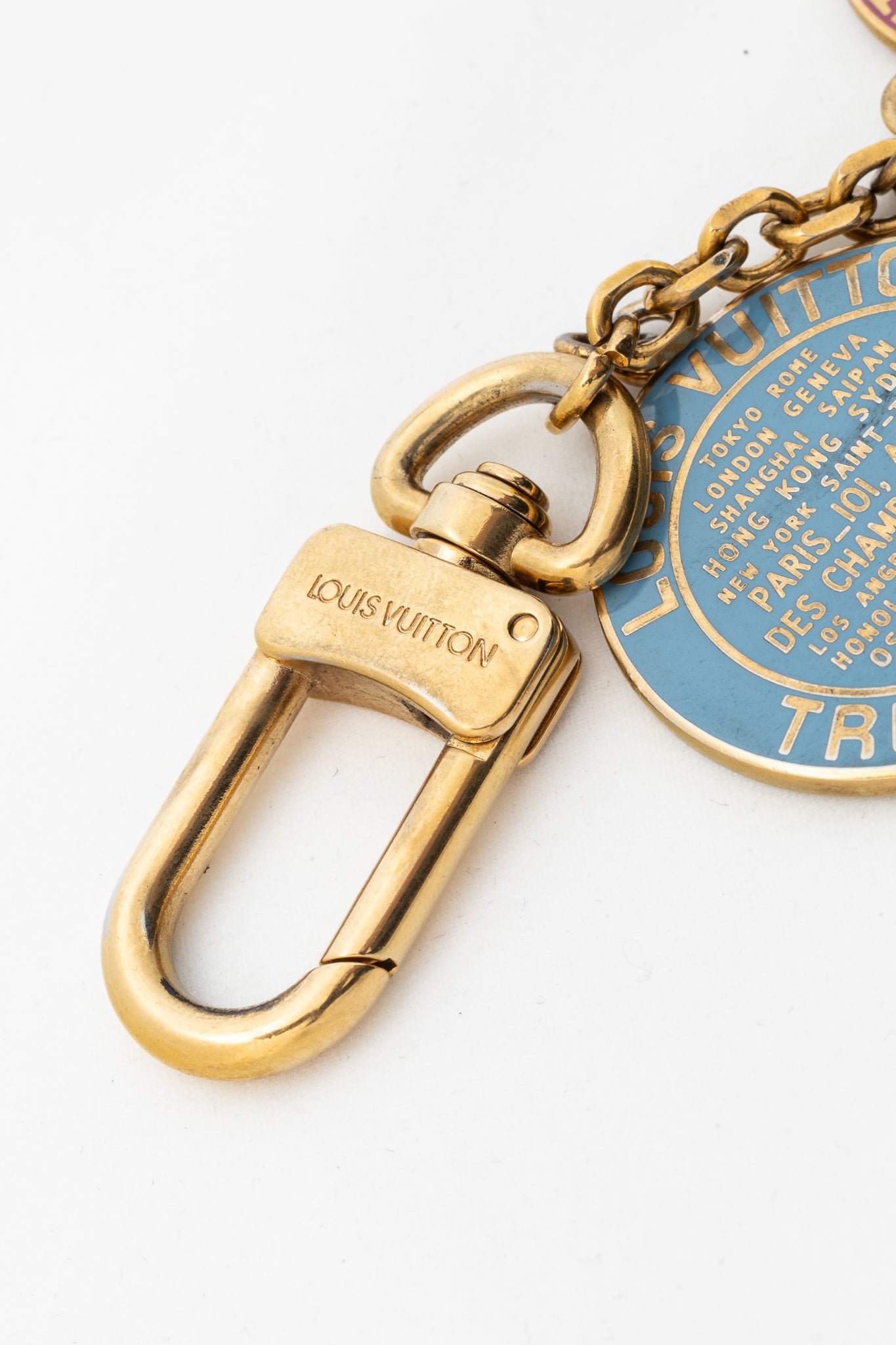 Louis Vuitton Globe Charm Chains Multicolore Gold-Tone Key Ring