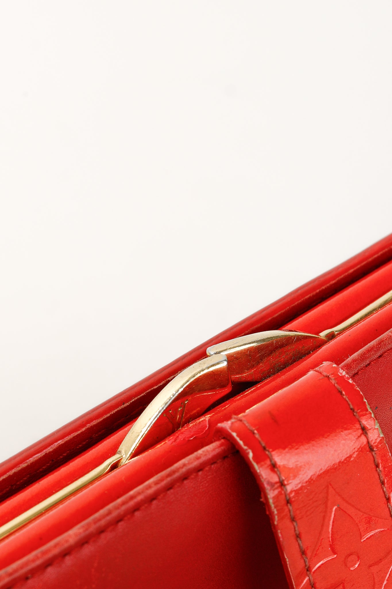 Louis Vuitton Pomme D'Amour Vernis Monogram French Purse Wallet