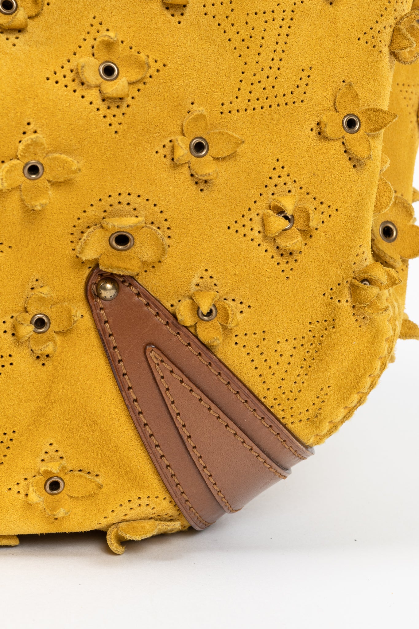 Louis Vuitton Onatah Fleurs GM Mais Suede Hobo Bag