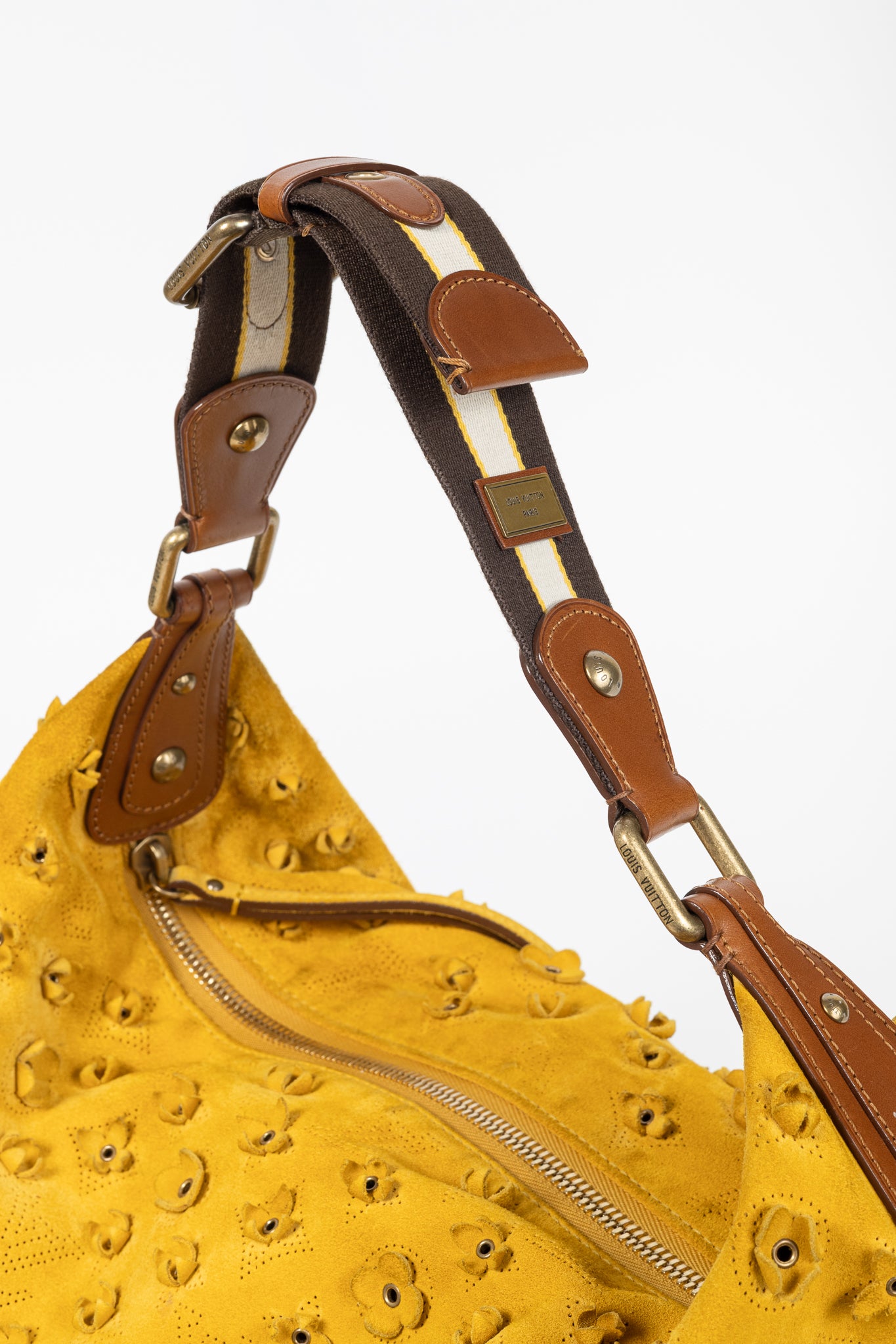 Louis Vuitton Onatah Fleurs GM Mais Suede Hobo Bag
