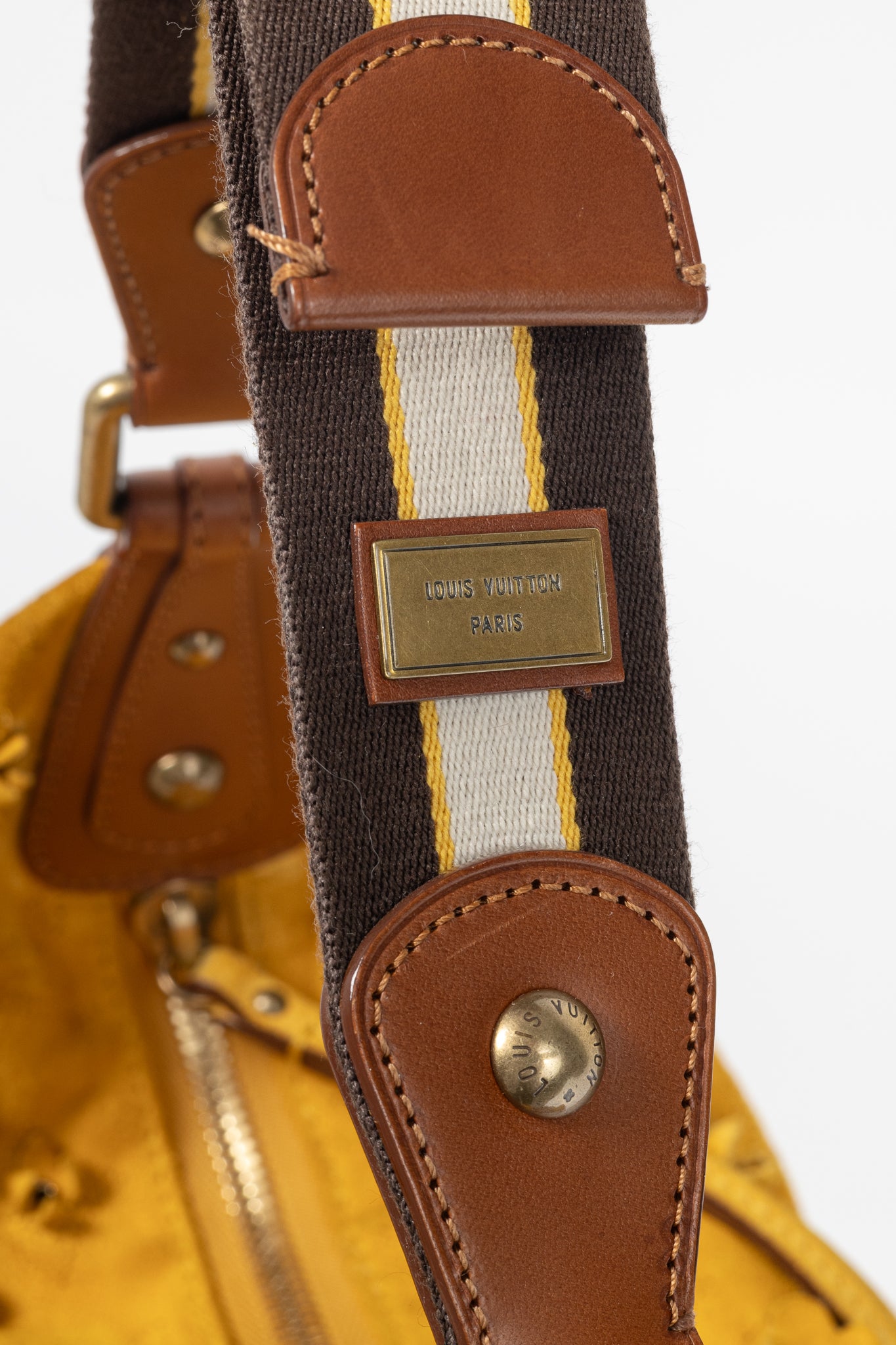 Louis Vuitton Onatah Fleurs GM Mais Suede Hobo Bag