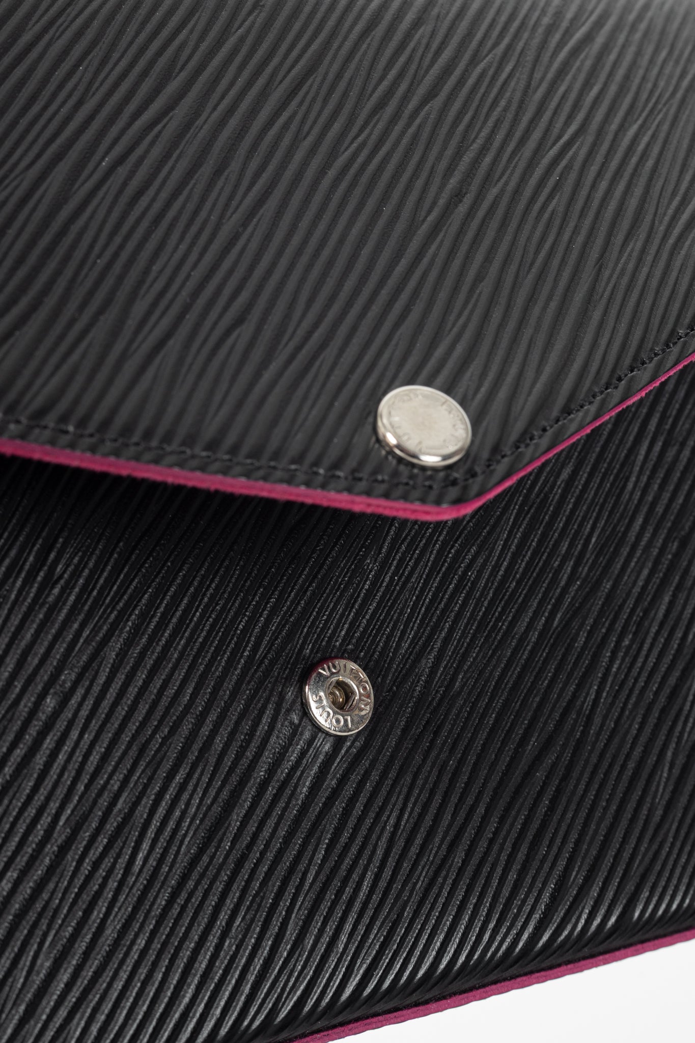 Louis Vuitton Felicie Noir & Fuchsia Epi Leather Pochette