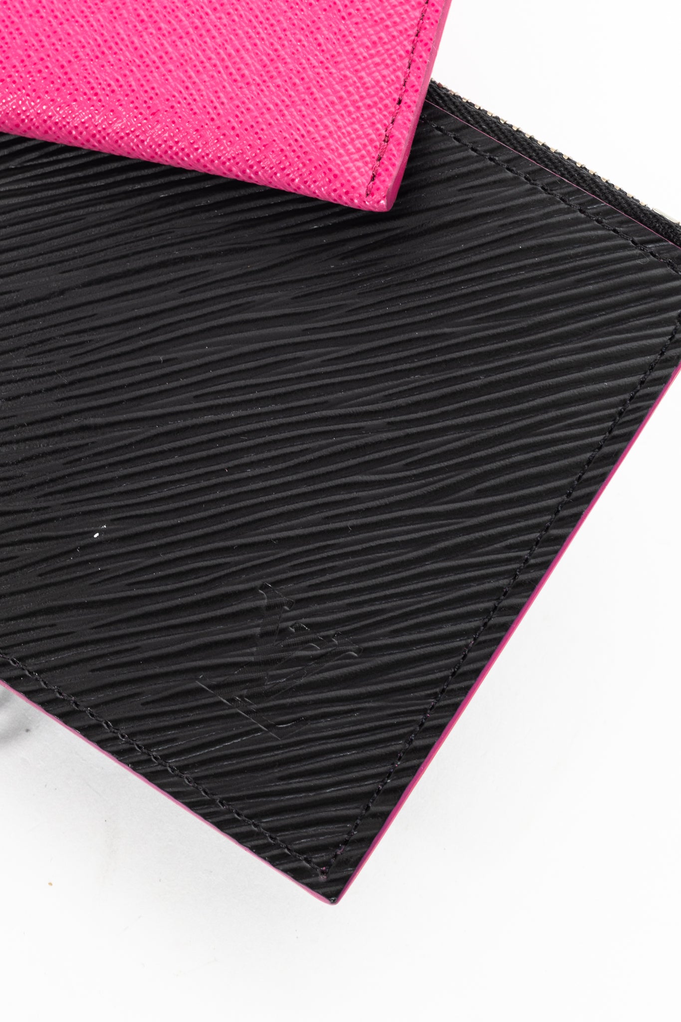 Louis Vuitton Felicie Noir & Fuchsia Epi Leather Pochette