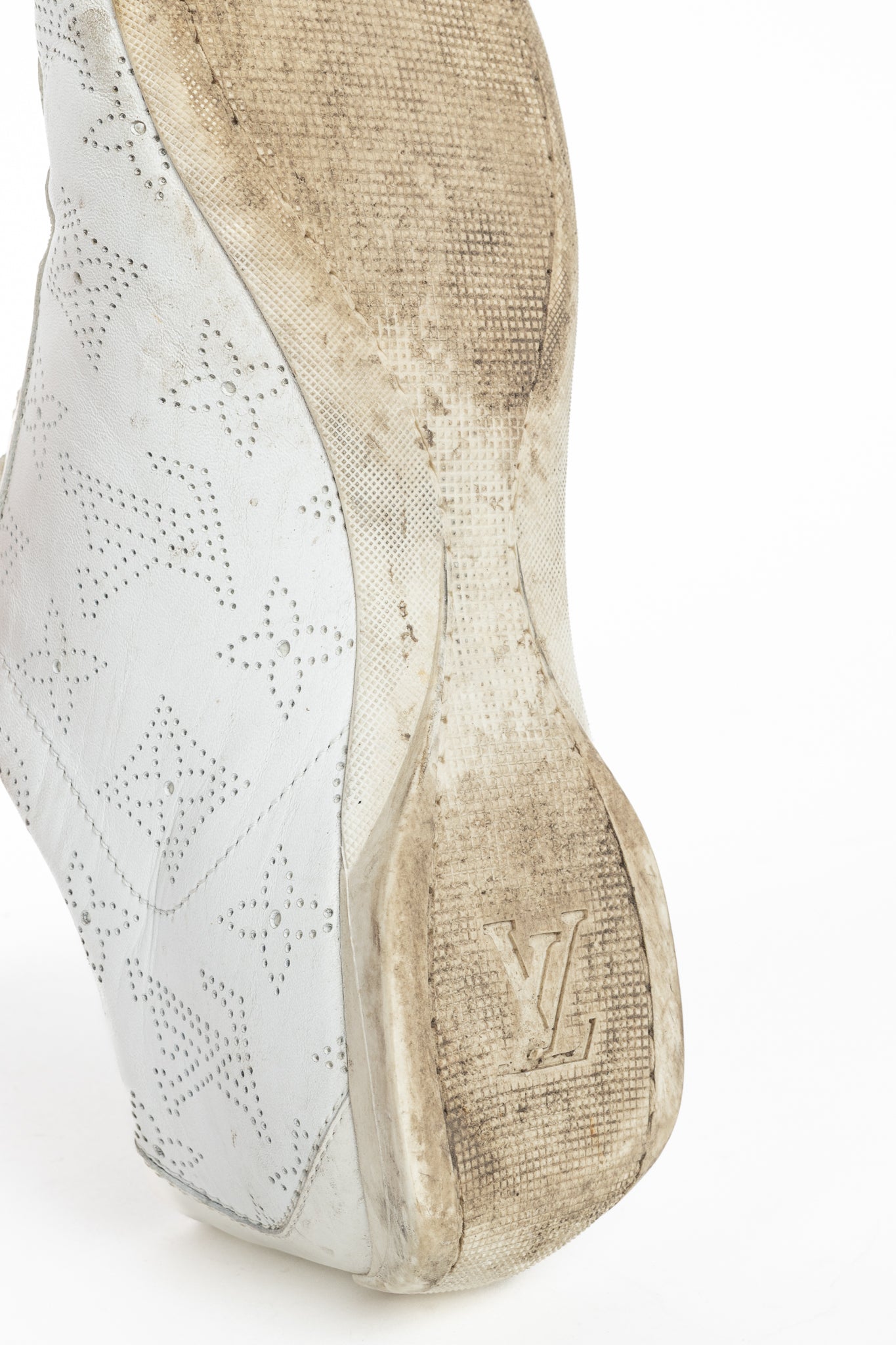 Louis Vuitton White Mahina Perforated Monogram Leather Lace-Up Sneakers
