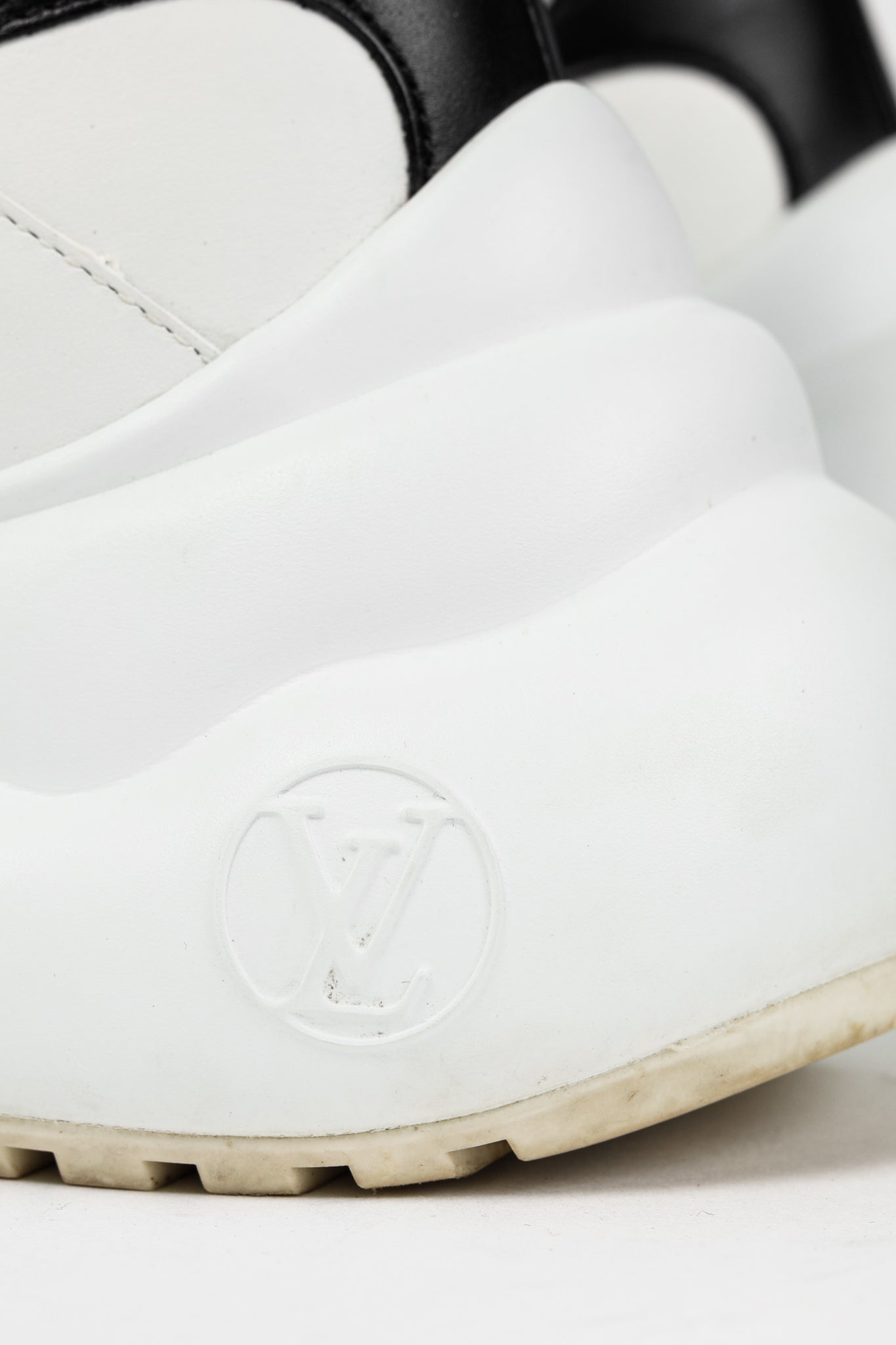 Louis Vuitton Archlight White & Black Signature Chunky Sneakers