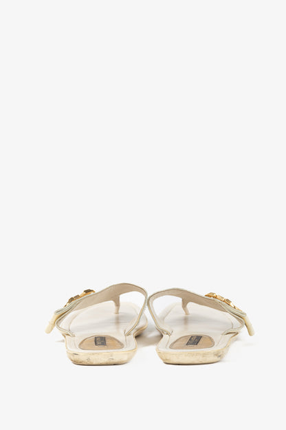 Louis Vuitton Zoé Blanc Patent-Leather LV Flat Thong Sandals