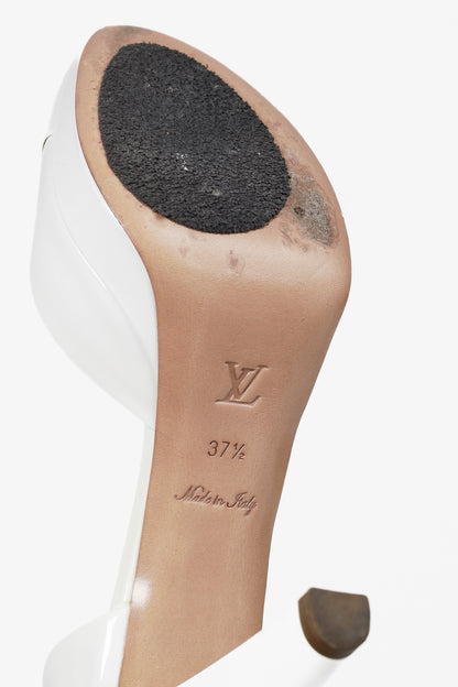 Louis Vuitton Apple White Patent Buckle-Bow Peep-Toe Pumps