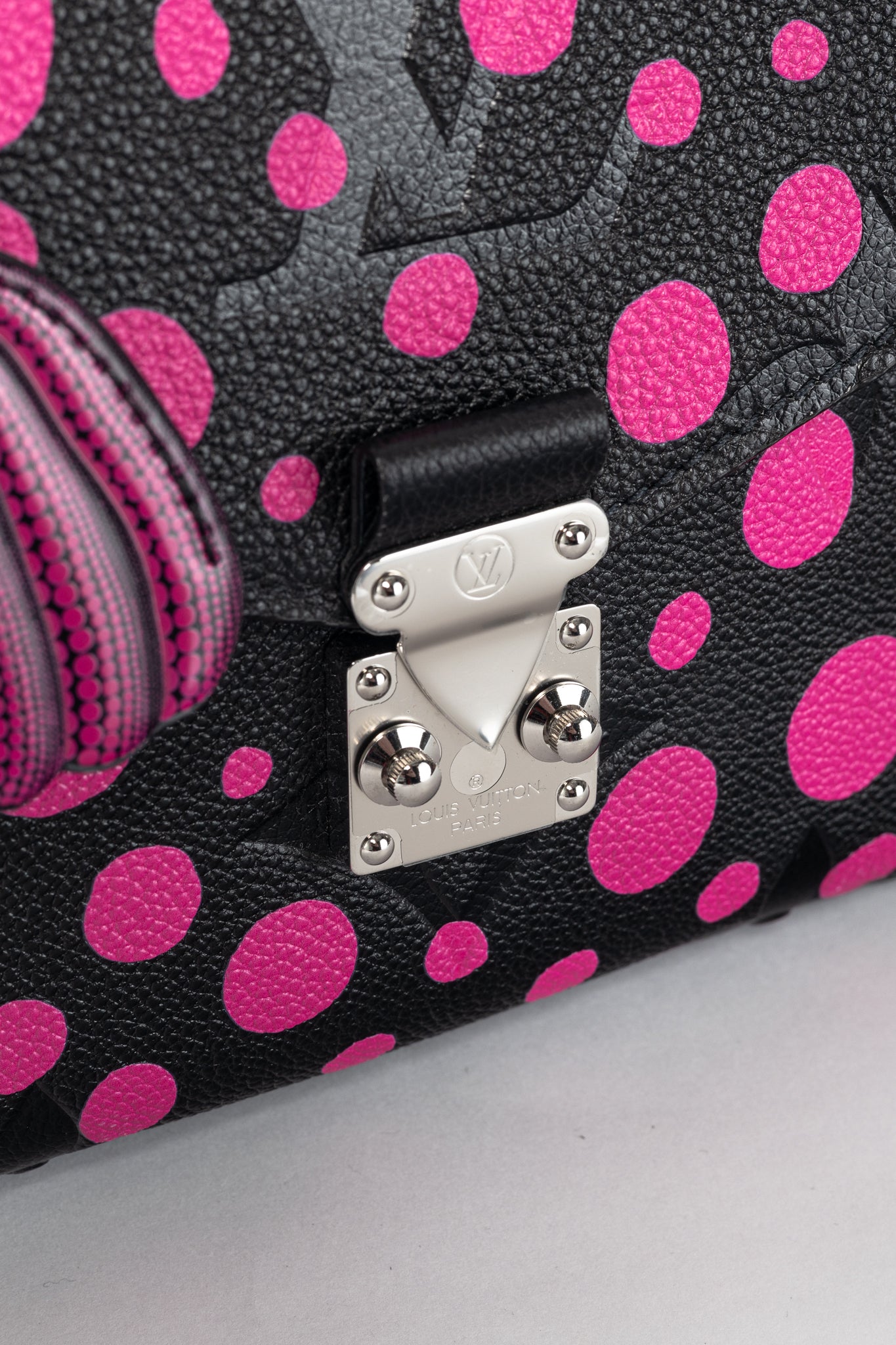 Louis Vuitton x Yayoi Kusama Pochette Metis MM Black & Fuchsia Infinity Dots Monogram Empreinte Satchel