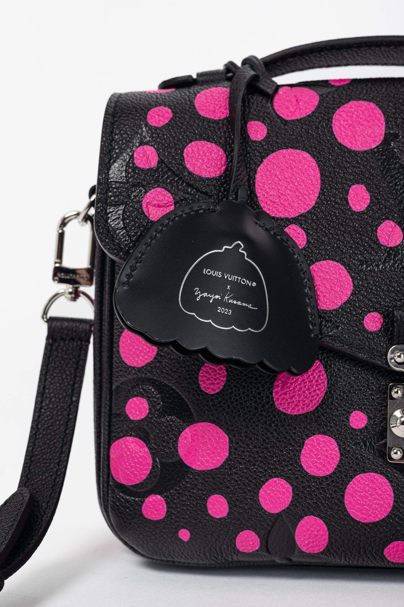 Louis Vuitton x Yayoi Kusama Pochette Metis MM Black & Fuchsia Infinity Dots Monogram Empreinte Satchel