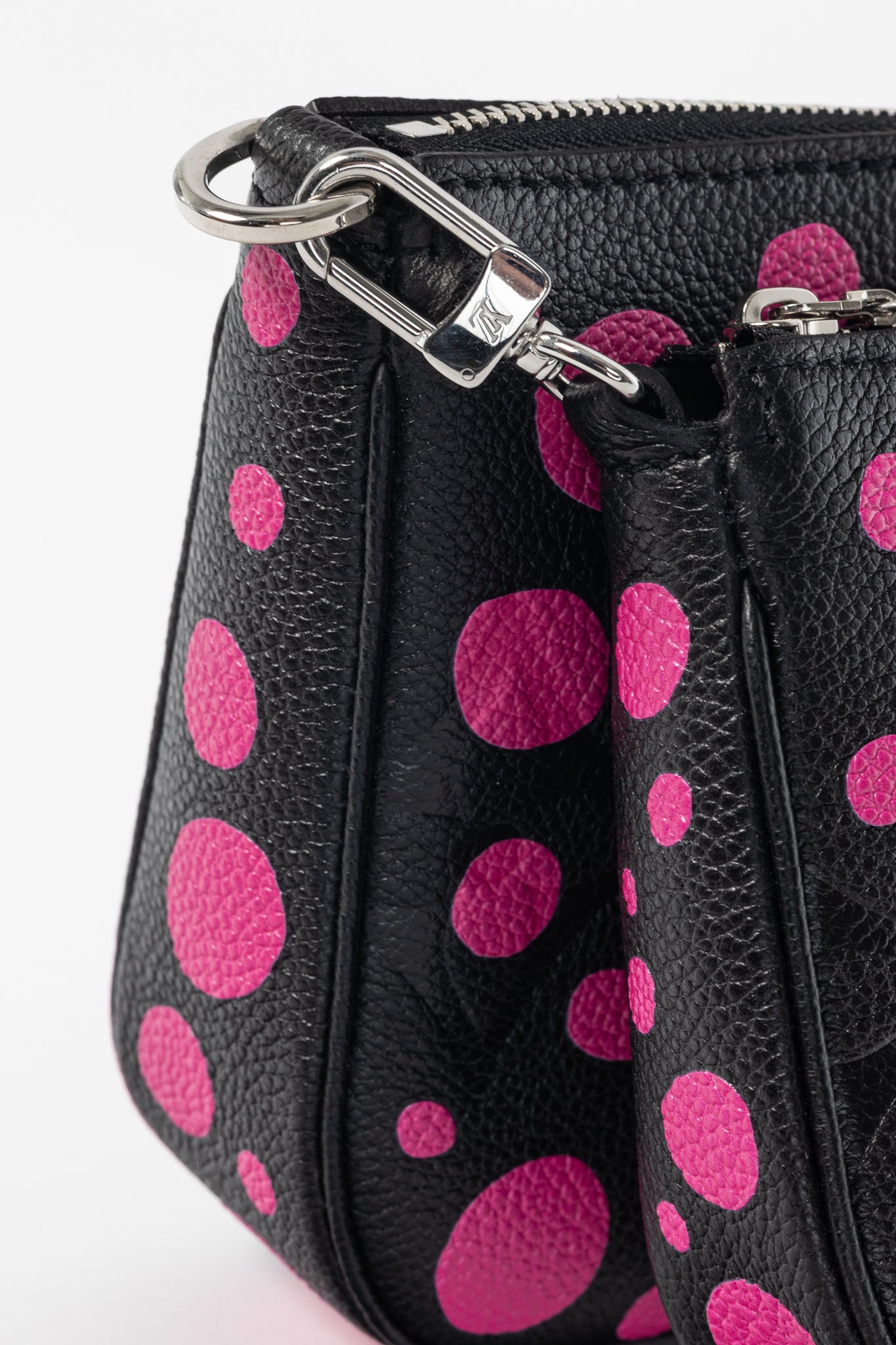 Louis Vuitton x Yayoi Kusama Multi Pochette Accessoires Black & Fuchsia Infinity Dots Monogram Empreinte Handbag