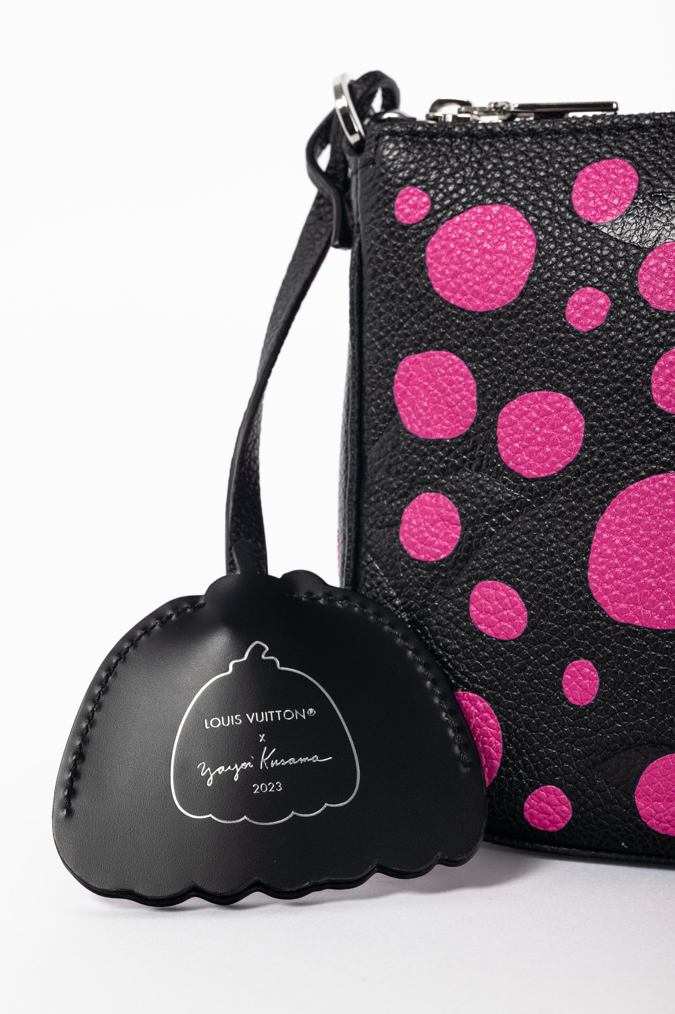 Louis Vuitton x Yayoi Kusama Multi Pochette Accessoires Black & Fuchsia Infinity Dots Monogram Empreinte Handbag