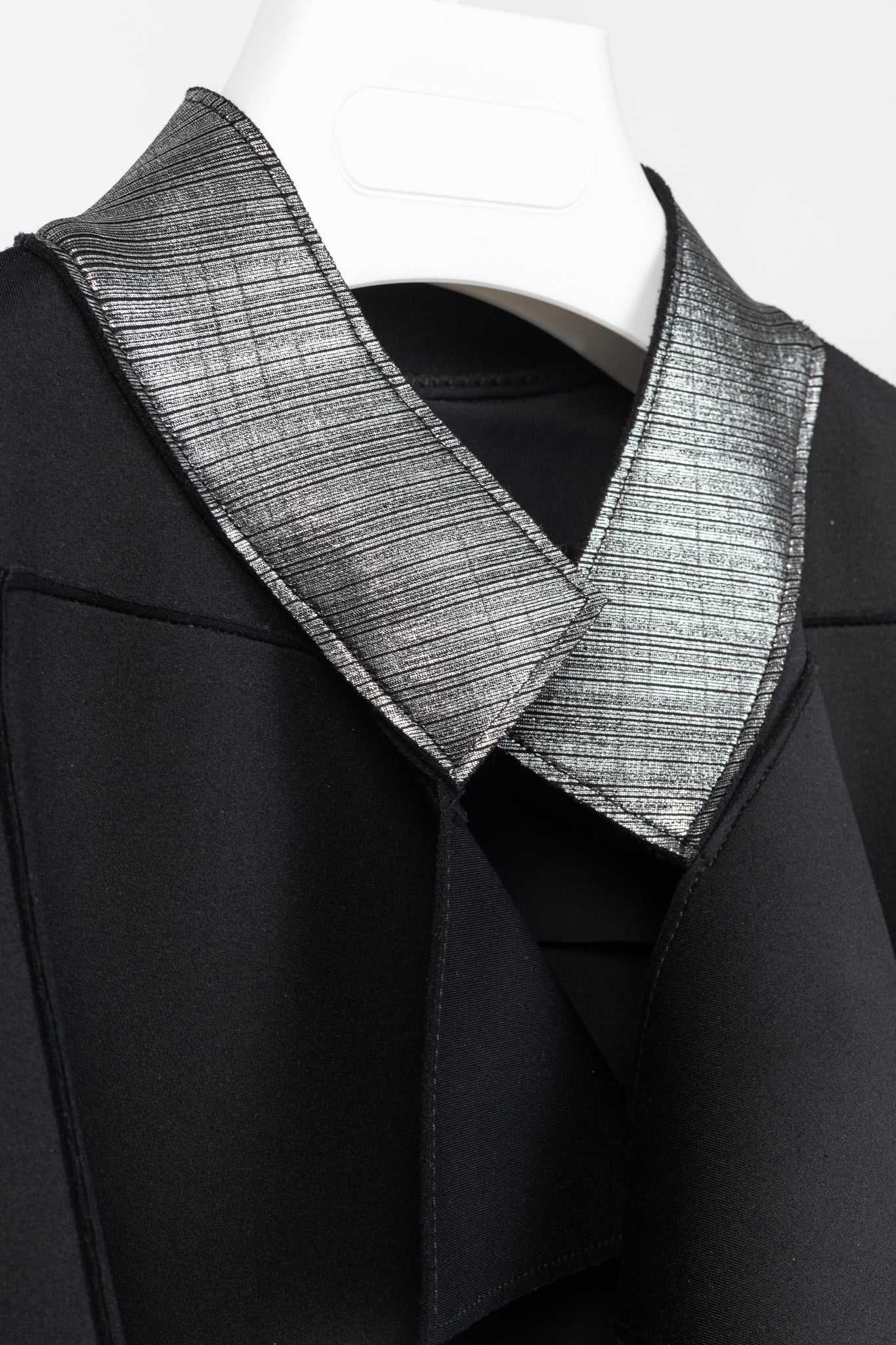 Marie Saint Pierre Black Neoprene Metallic-Neck Open-Front Coat