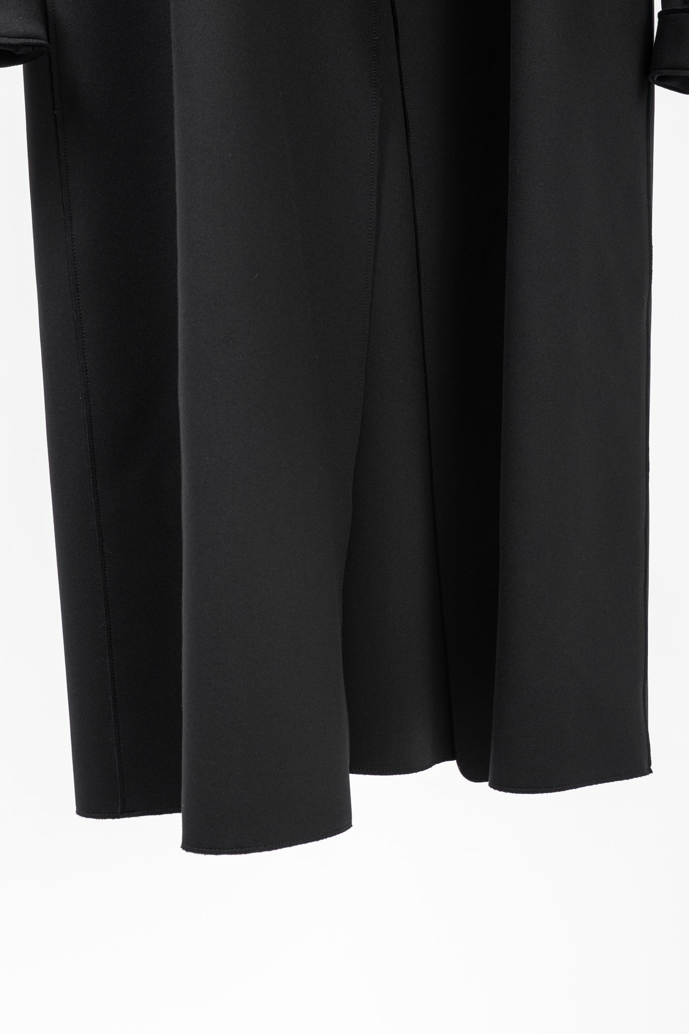 Marie Saint Pierre Black Neoprene Metallic-Neck Open-Front Coat