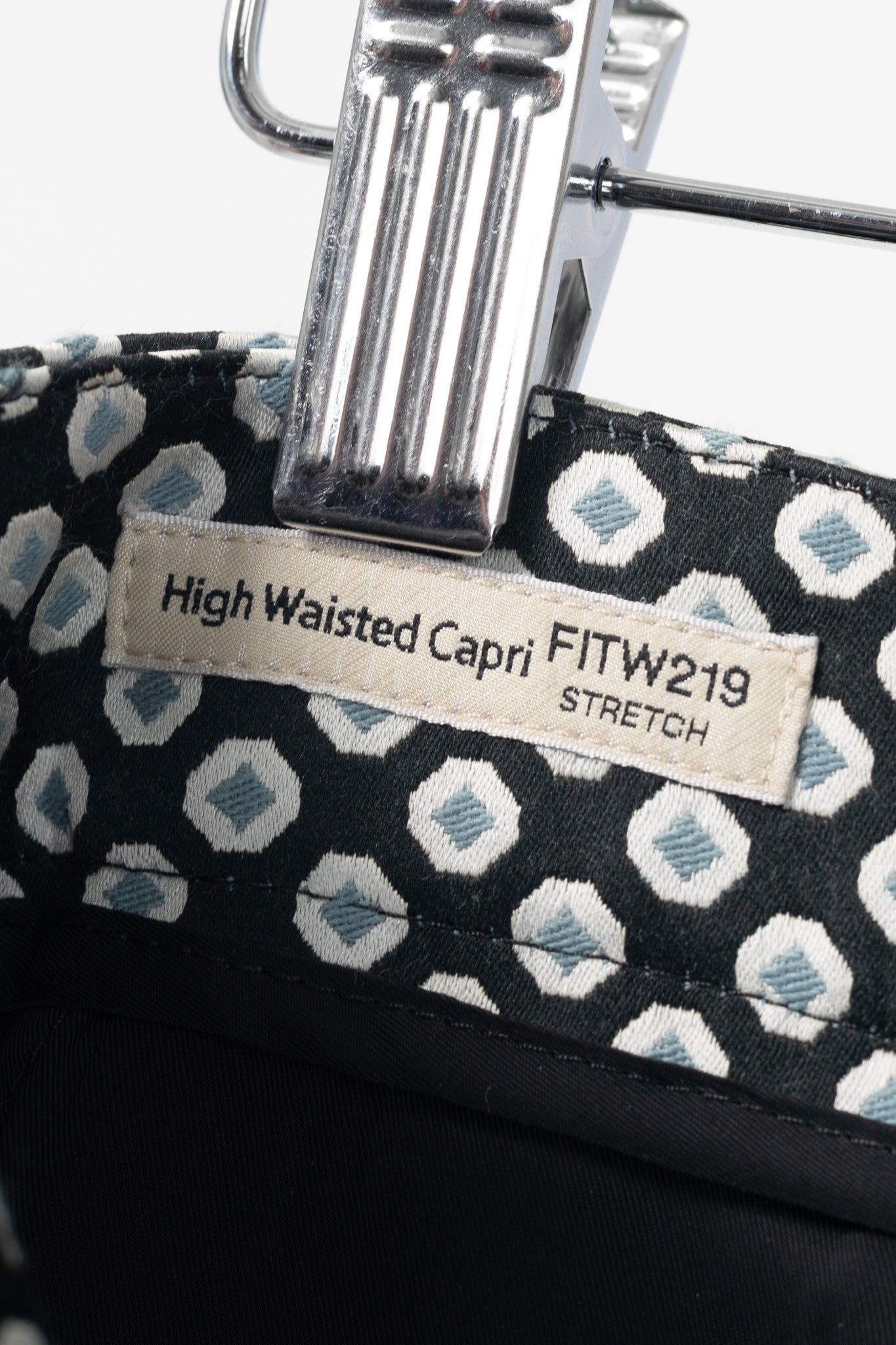 Weekend Max Mara Capale Geometric-Jacquard Satin High-Waisted Capris