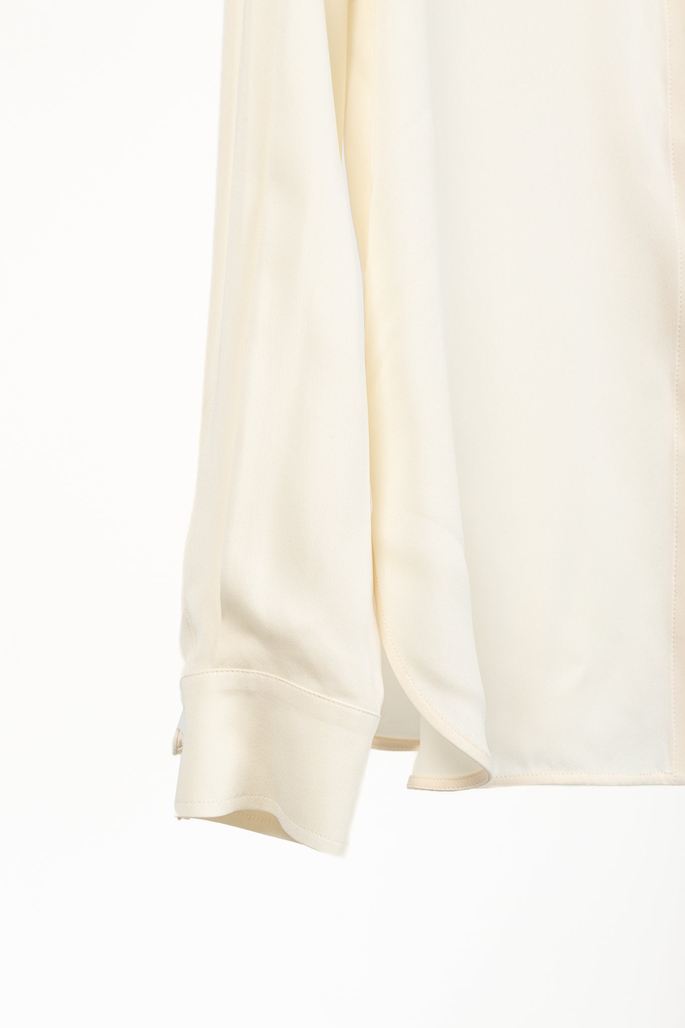 Max Mara Filmato Ivory Silk Crepe de Chine Buttoned Blouse