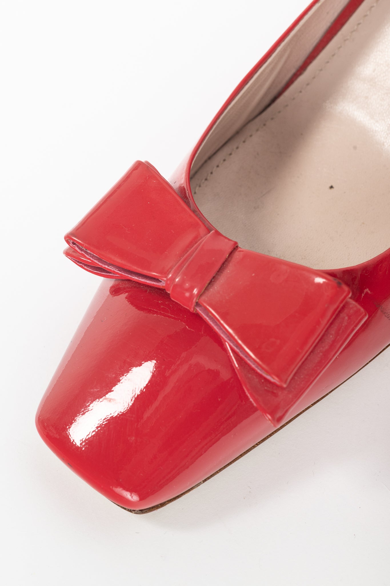 Miu Miu Raspberry Vernice-Leather Bow Crystal-Heel Pumps