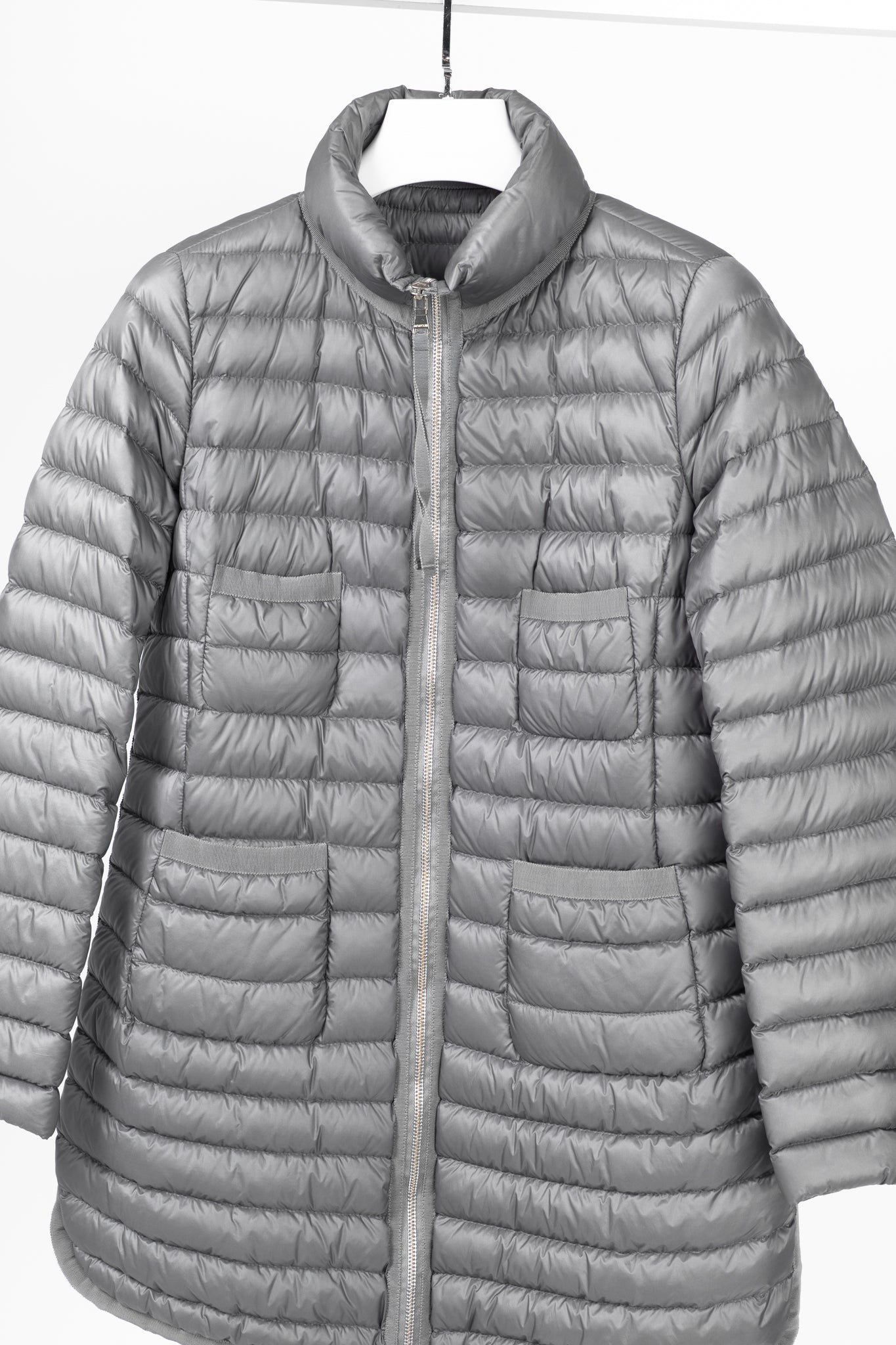 Moncler Longue Saison Bogue Grey Nylon Puffer Coat