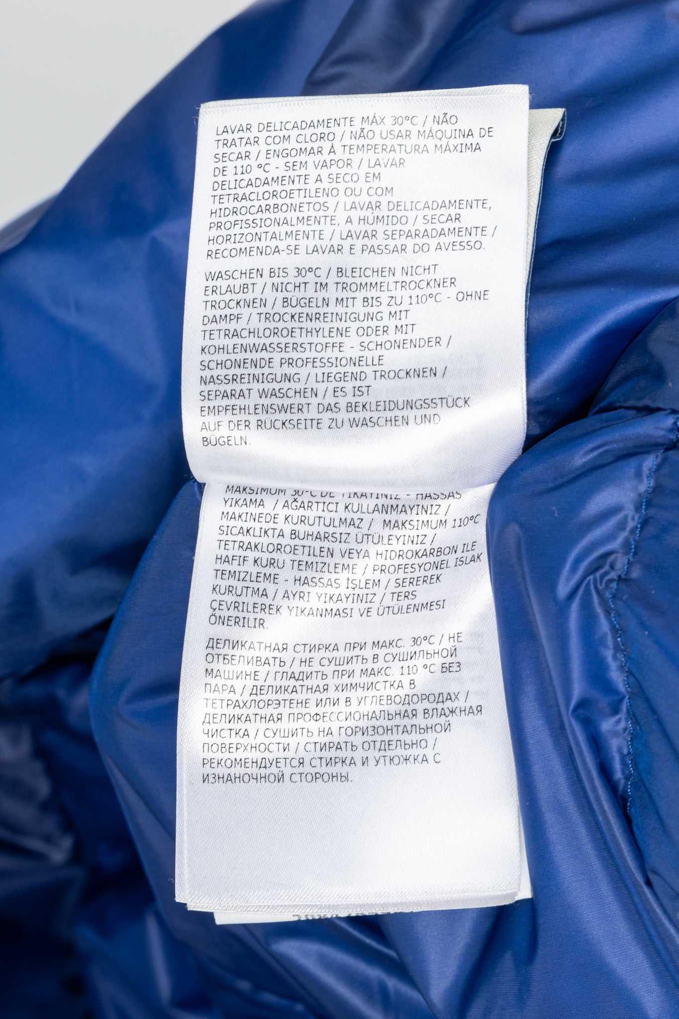 Moncler Longue Saison Agay Blue Quilted-Nylon Puffer Jacket