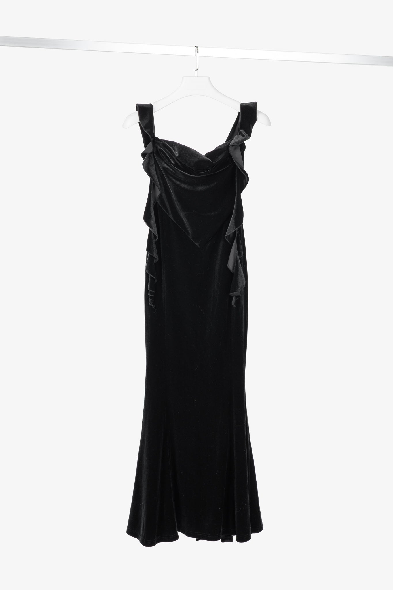 Nana Jacqueline Caroline Black Velvet Ruffle-Strap Mermaid Gown