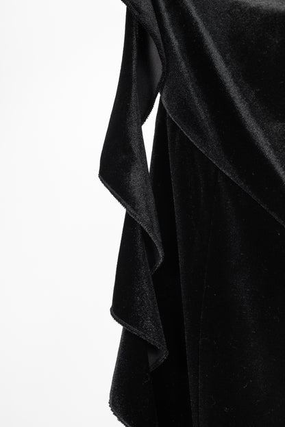 Nana Jacqueline Caroline Black Velvet Ruffle-Strap Mermaid Gown