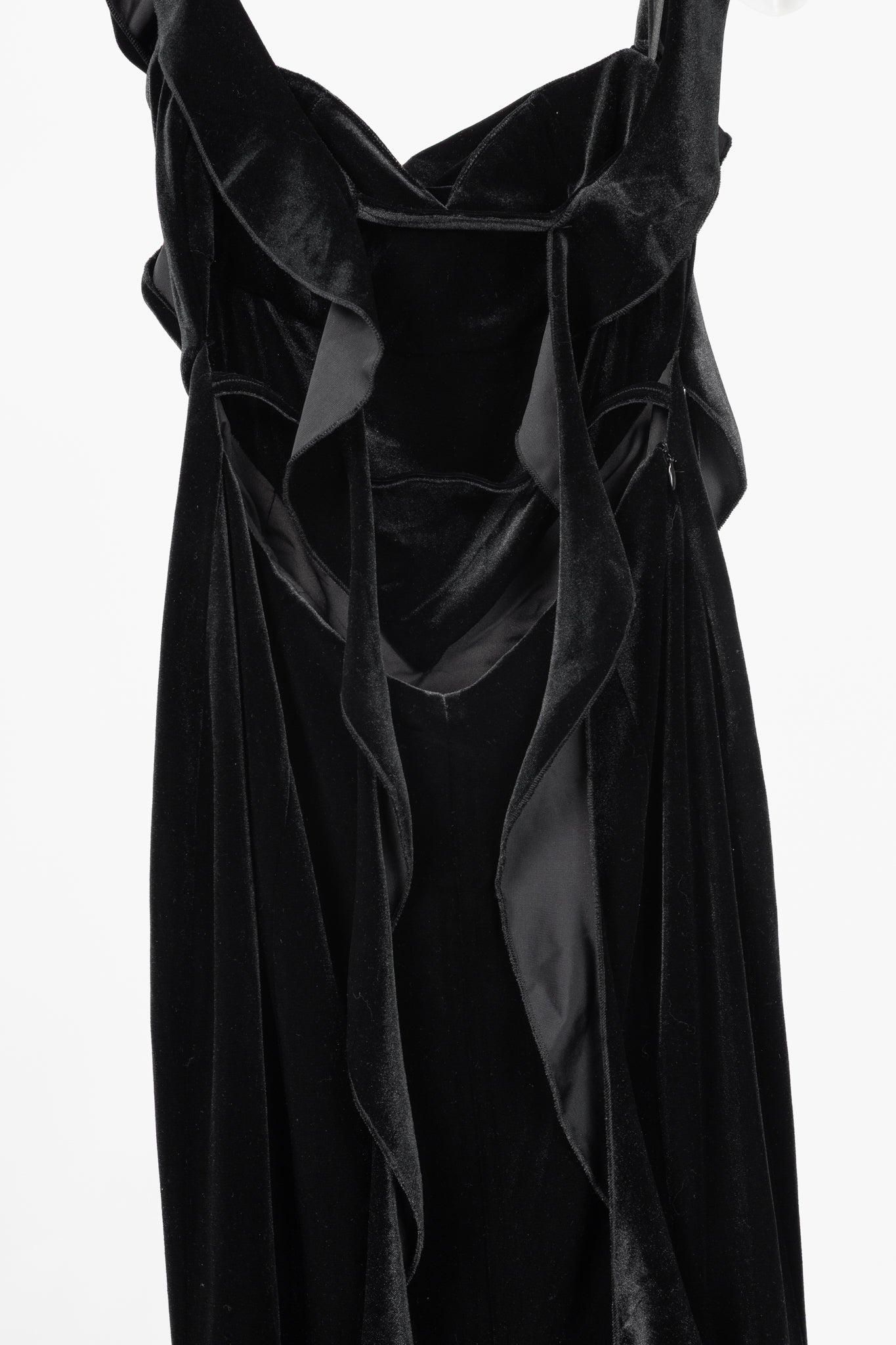 Nana Jacqueline Caroline Black Velvet Ruffle-Strap Mermaid Gown