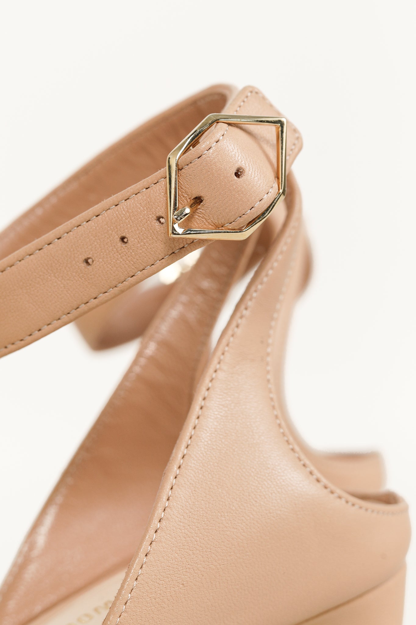 Nicholas Kirkwood Lola Basic Beige Nappa Leather Pearl Inset Sandals