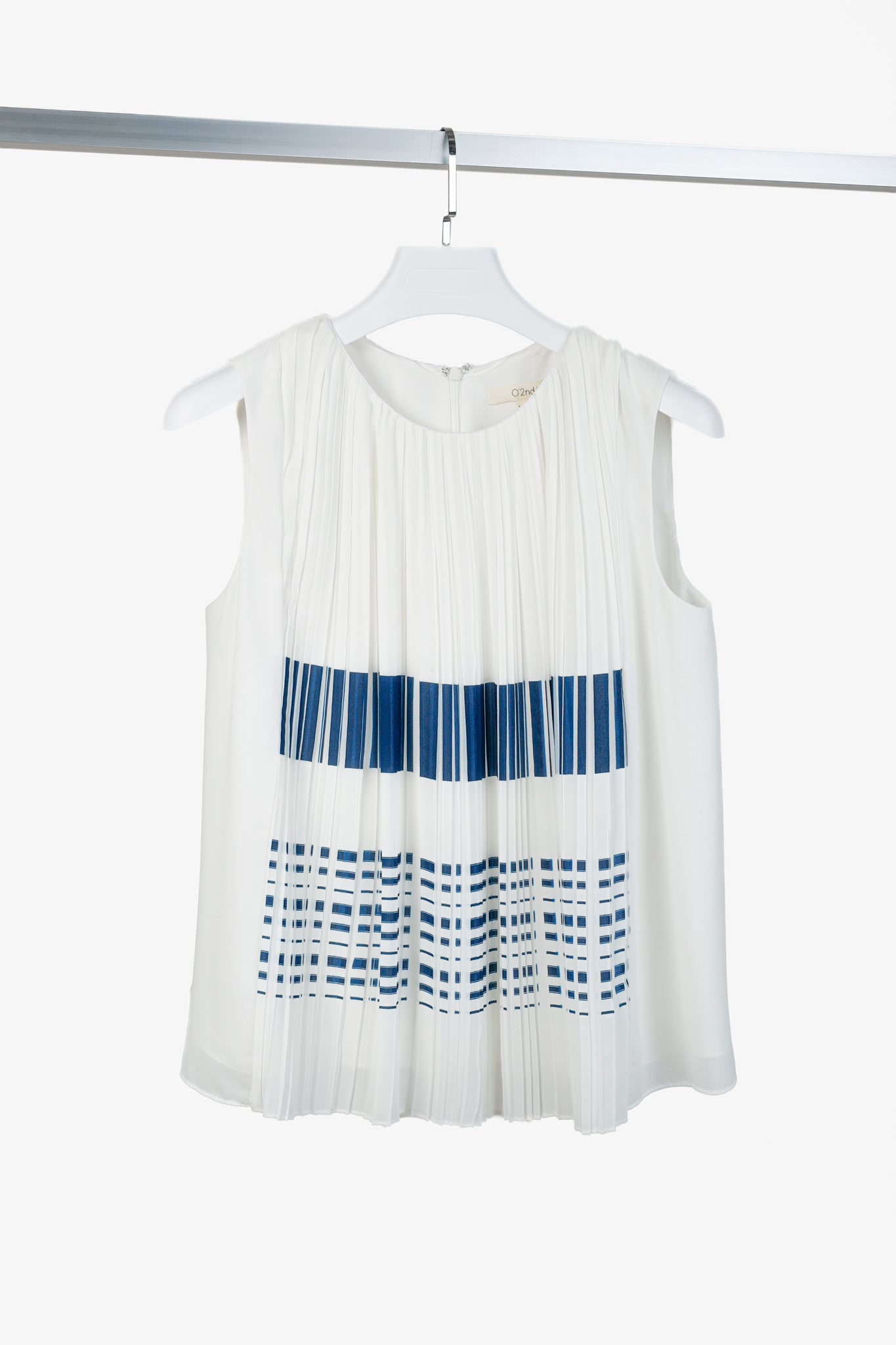 O’2nd White Pleated Blue-Striped Sleeveless Blouse
