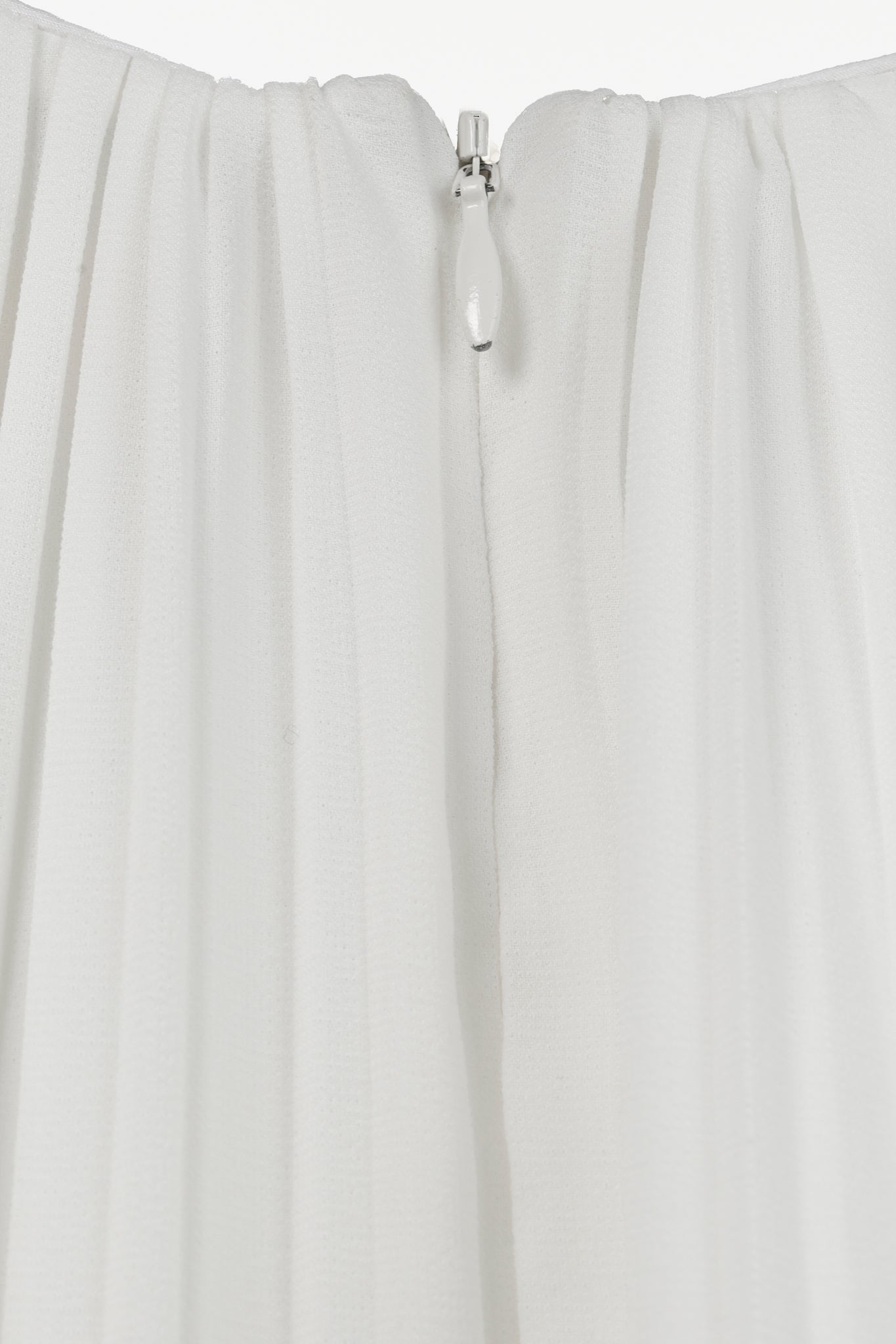 O’2nd White Pleated Blue-Striped Sleeveless Blouse