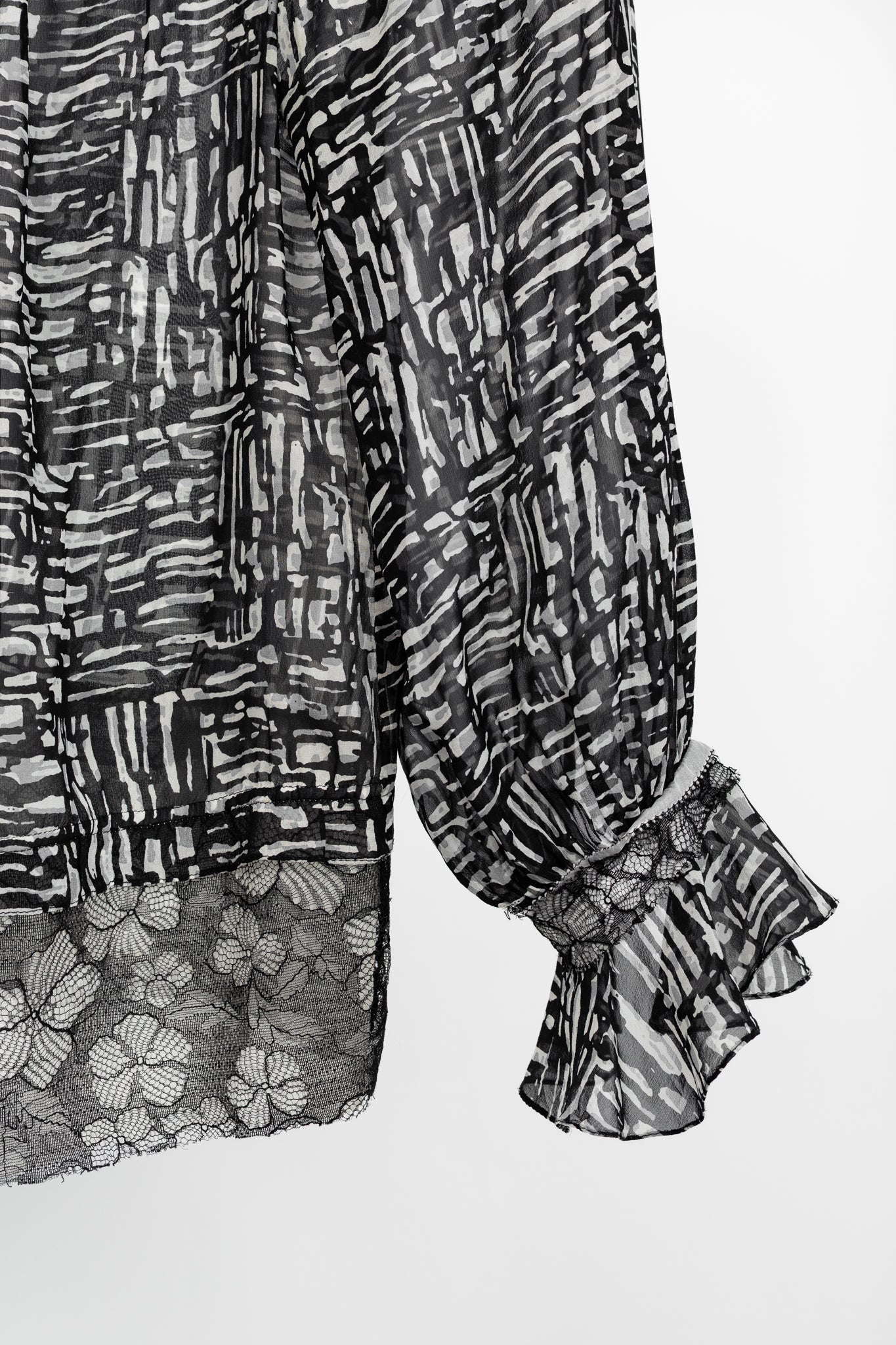 Oscar de la Renta AW/10 Black & White Abstract Silk Lace-Trim Tie-Neck Blouse