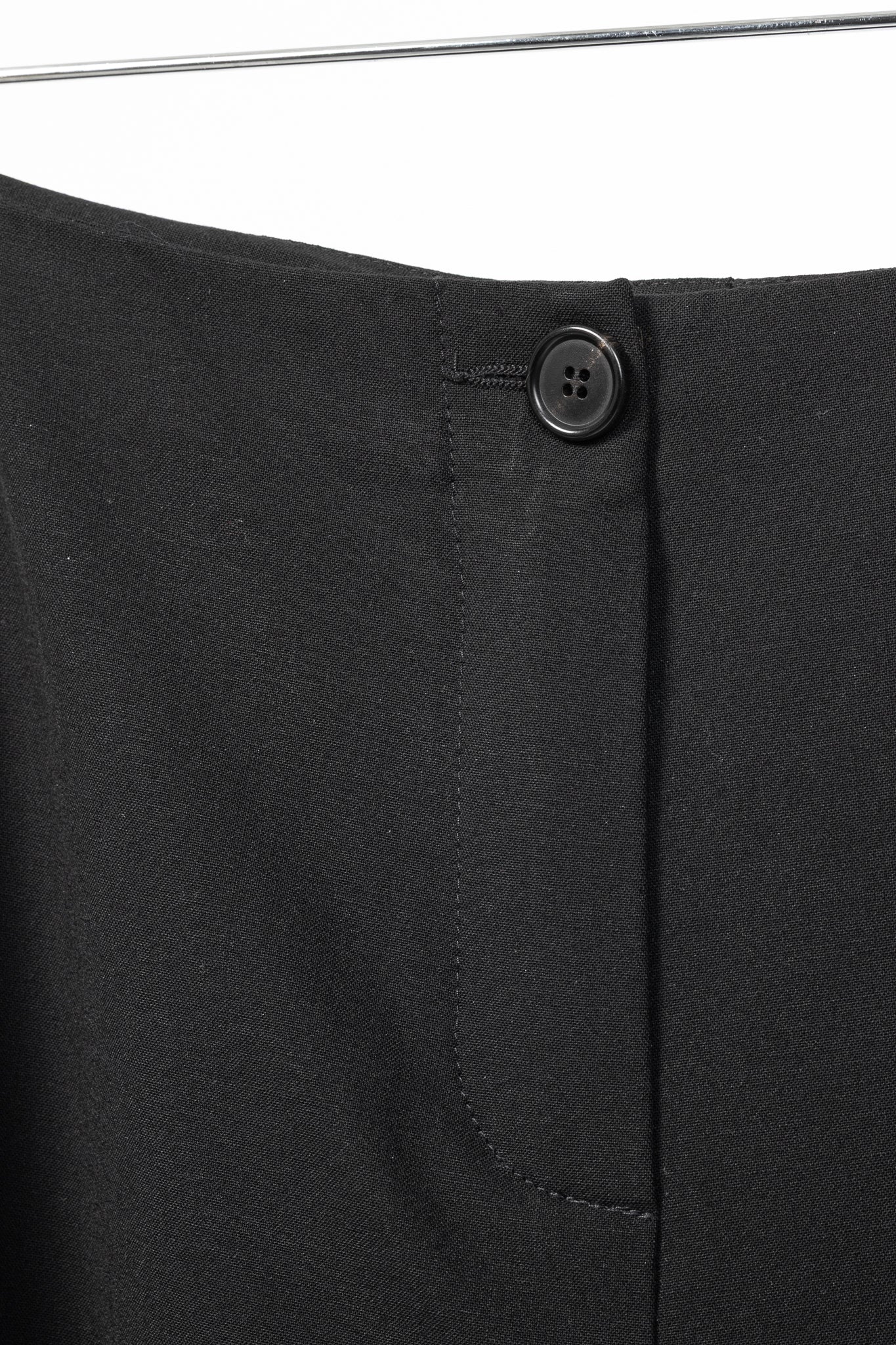 Peter O. Mahler Black Stretch Crepe Capris