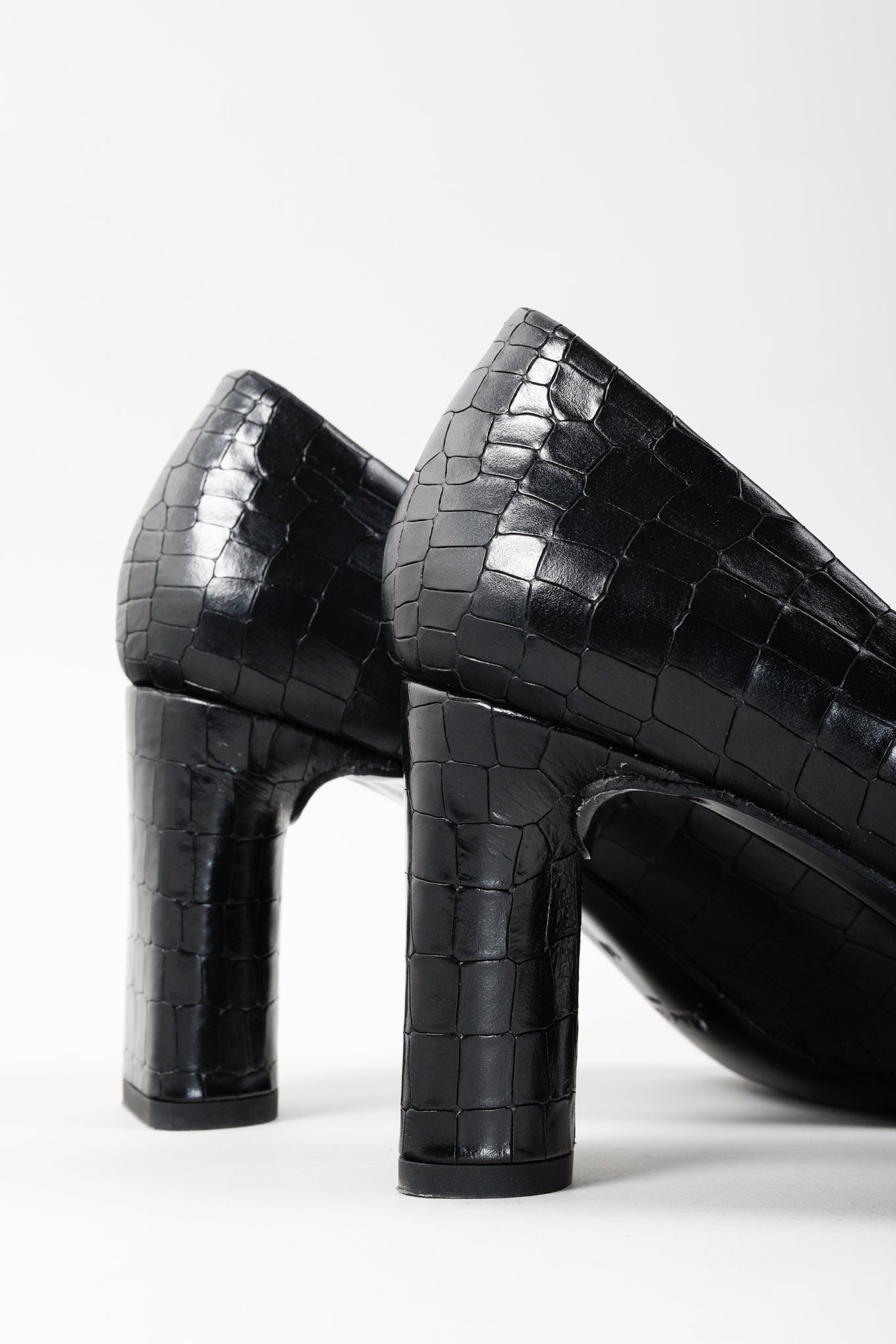 Robert Clergerie Black Croc Embossed Heels