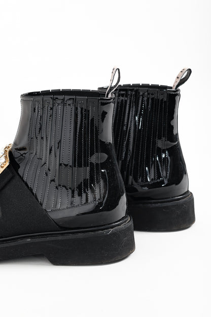 Roger Vivier Viv' Rangers Nero Embellished Patent Leather Chelsea Boots