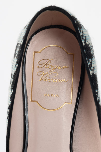 Roger Vivier Tres Vivier Blue Houndstooth-Tweed Buckle Pumps