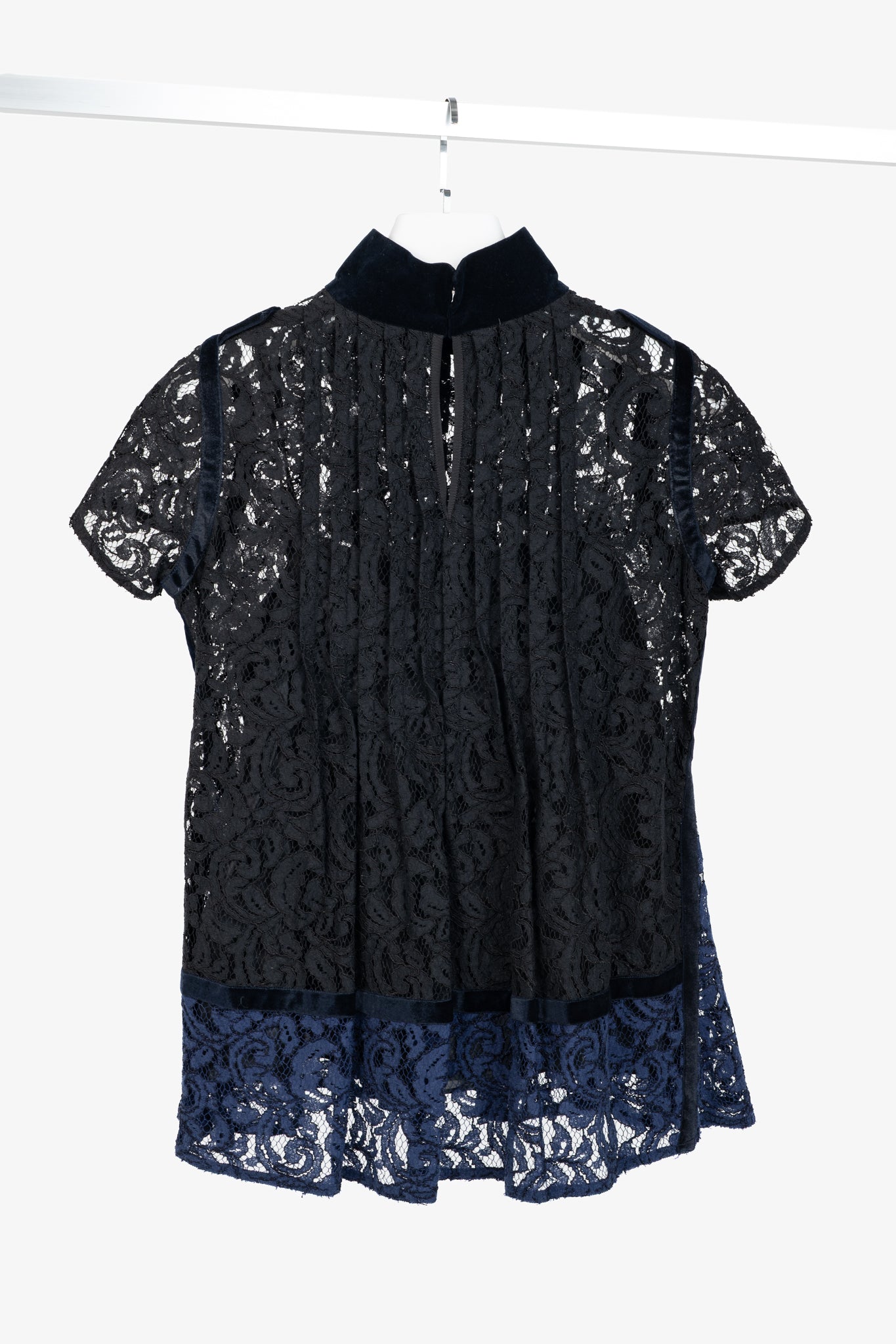 Sacai PF/16 Black & Blue Lace Velvet-Trim Blouse
