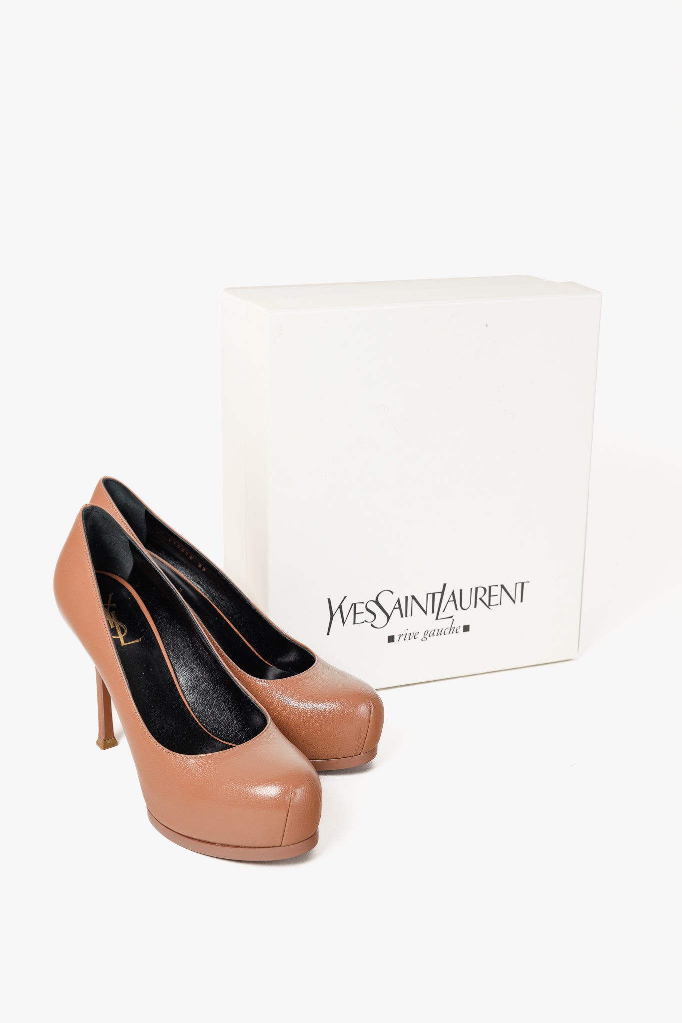 Saint Laurent Nude Beige Stingray-Stamped Leather Pumps