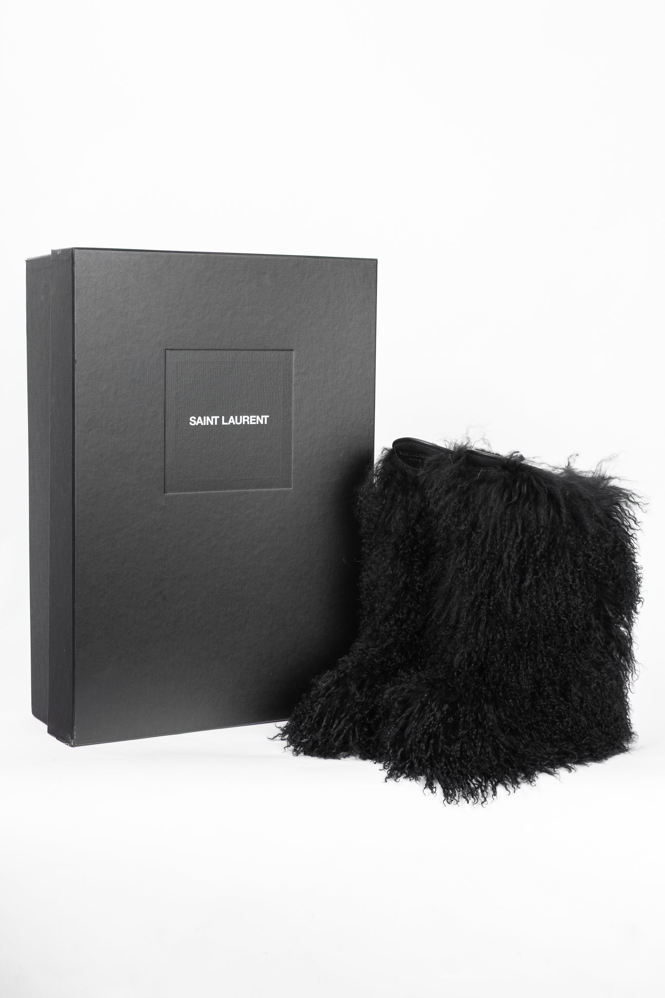 Saint Laurent Nero Panenelli Mongolia Furry Patch Snowboots