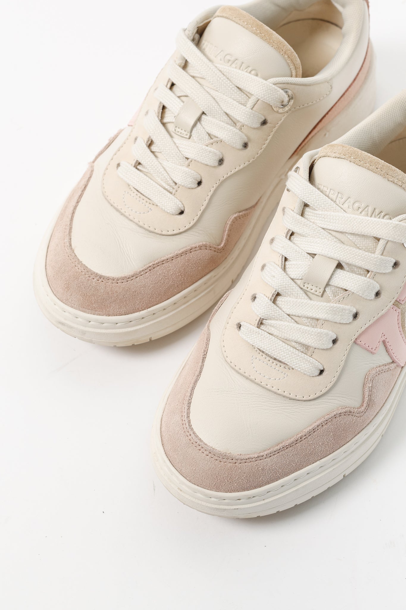 Ferragamo Dania Cream Gancini Lace-Up Leather Sneakers