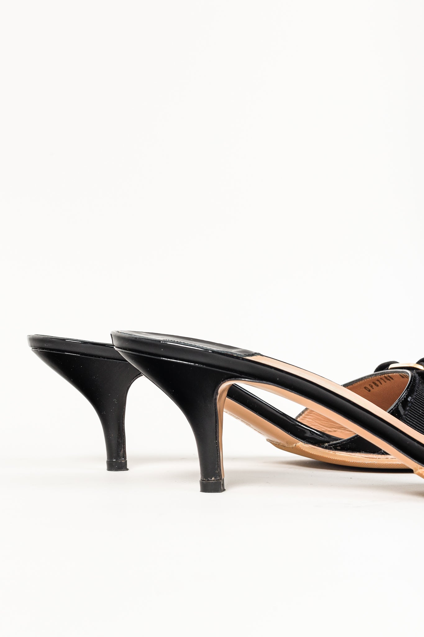 Salvatore Ferragamo Glory Nero Patent Calf Bow Mules