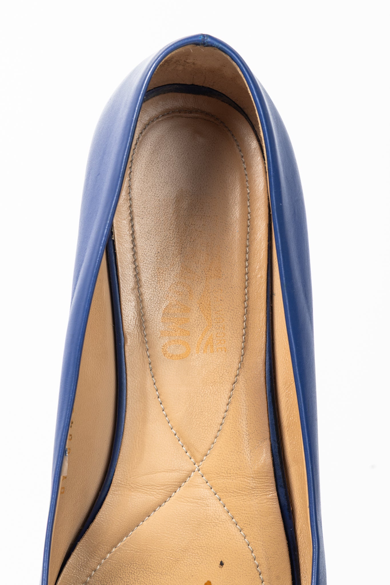 Salvatore Ferragamo Varina Blue Leather Bow Ballet Flats