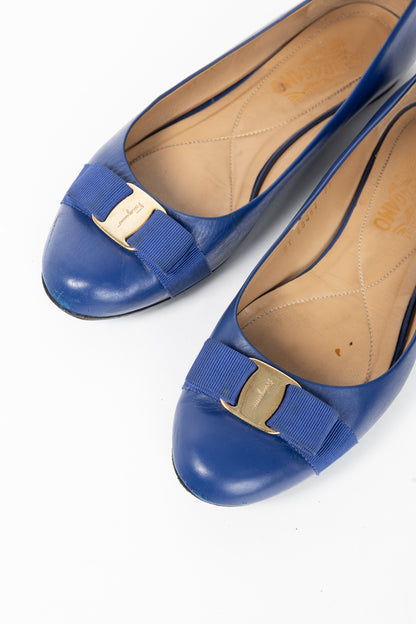 Salvatore Ferragamo Varina Blue Leather Bow Ballet Flats