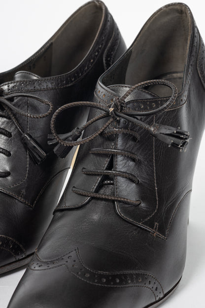 Salvatore Ferragamo Fusadia Fondente Calf Wingtip Derby Heels