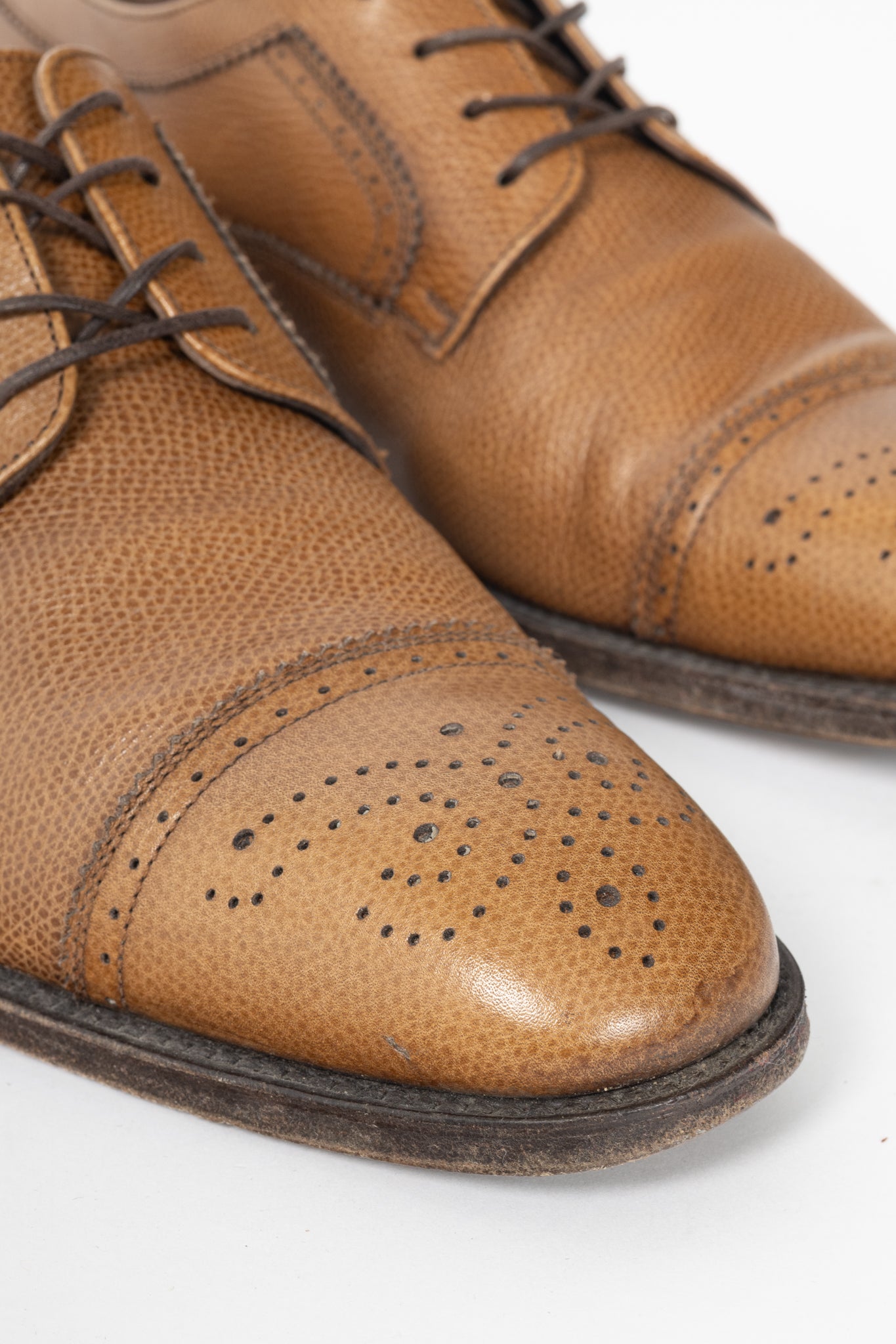 Salvatore Ferragamo Tan Leather Wingtip Lace-Up Oxfords
