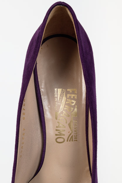 Salvatore Ferragamo Purple Suede Vara-Bow Pumps