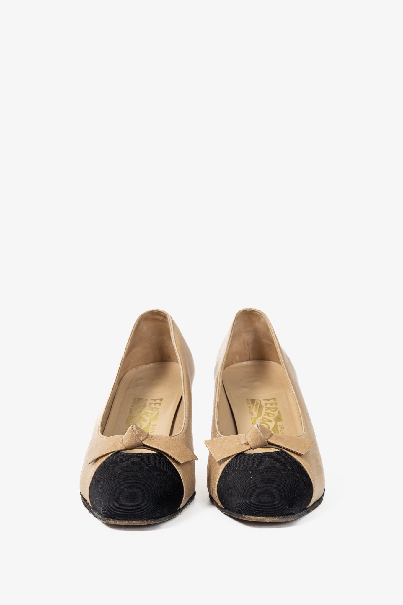 Salvatore Ferragamo Beige Leather Bow Cap-Toe Pumps