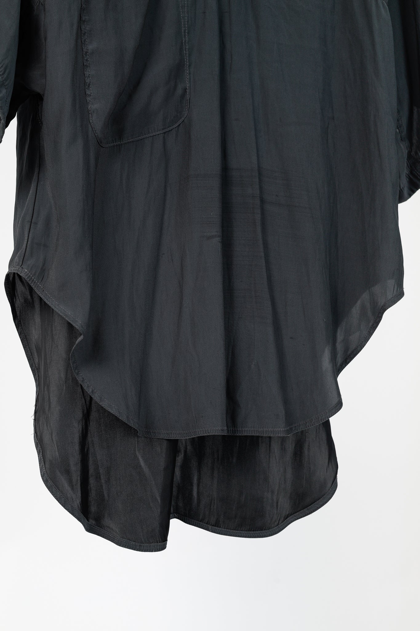 Smythe Grey Matte-Satin Pocket V-Neck Scrubs Top