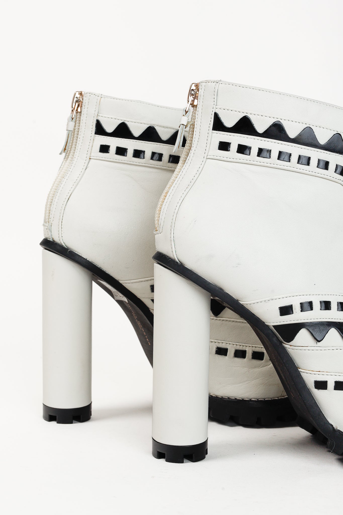 Sophia Webster White & Black Lace-Up Heeled Ankle Boots