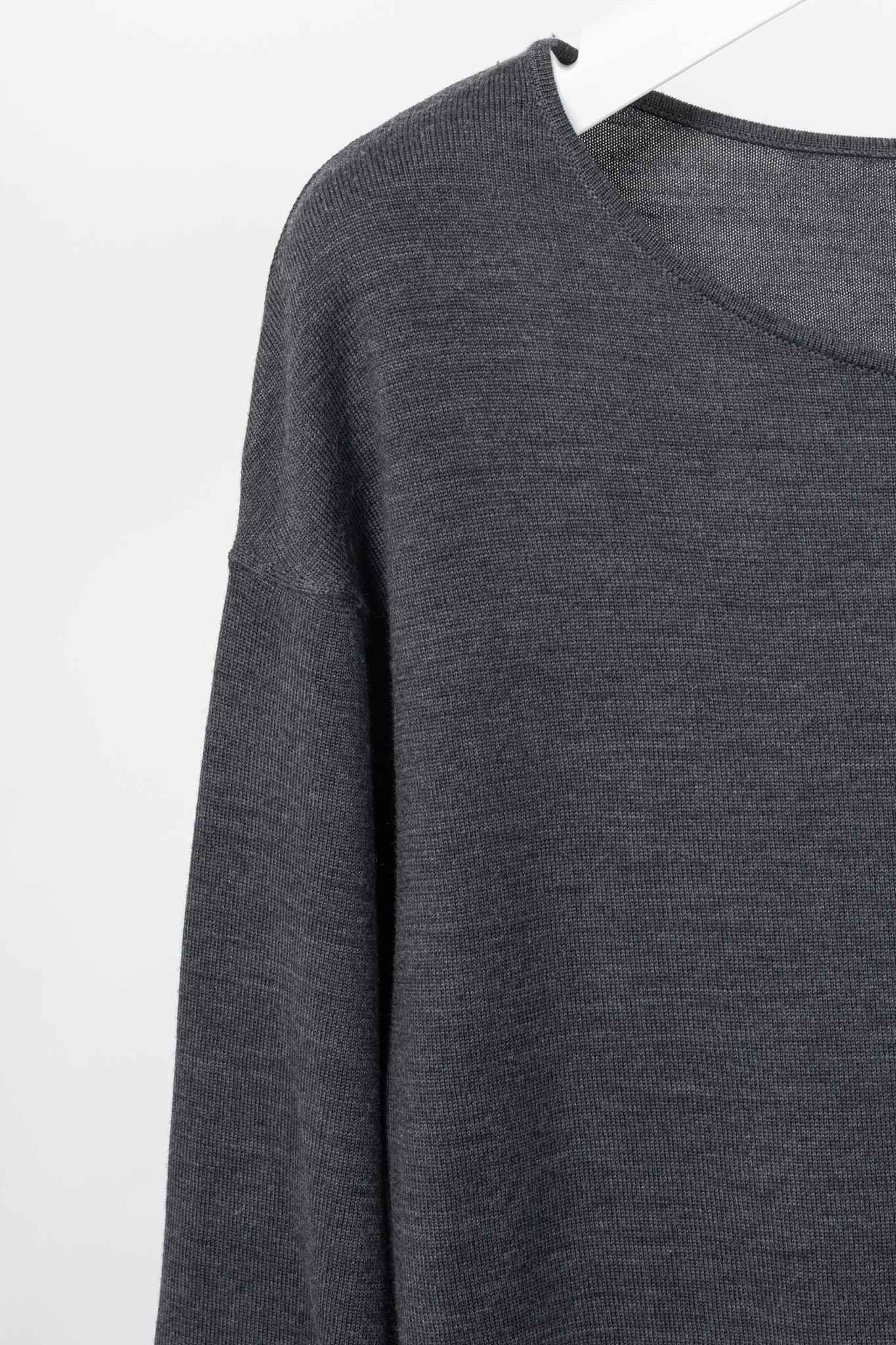 St. John R18 Grey Wool Asymmetrical Studded-Hem Sweater