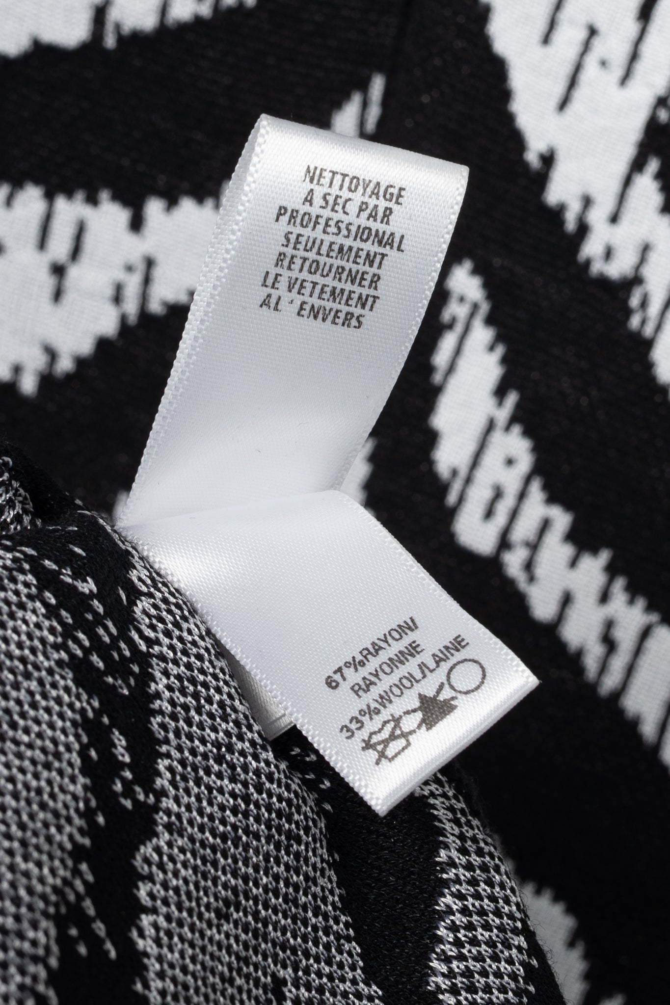 St. John PF19 Zebra-Jacquard Wool-Knit Dress