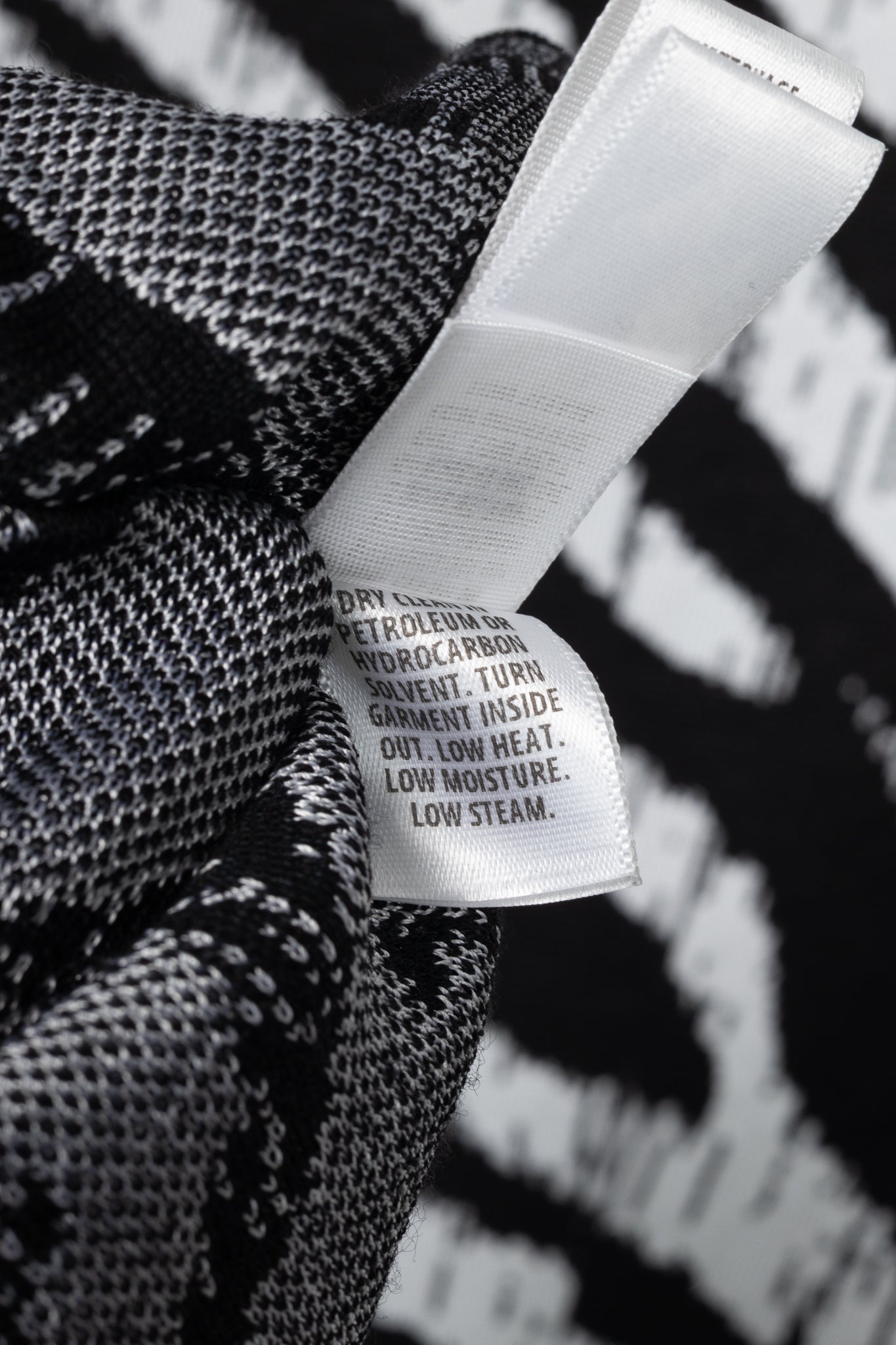 St. John PF19 Zebra-Jacquard Wool-Knit Dress